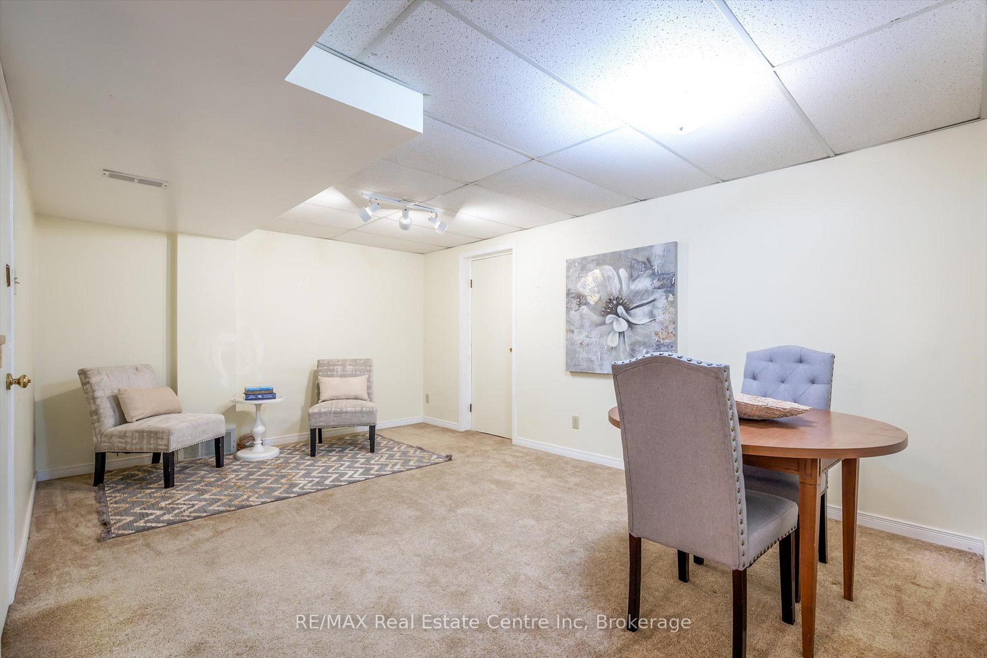 Photo 15 of 29 Echo Drive, Guelph, Dovercliffe Park/Old University — HOMEH