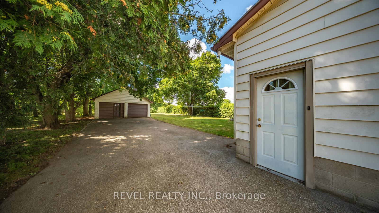 Photo 21 of 460 Burtch Road, Brant, Brantford Twp — HOMEH