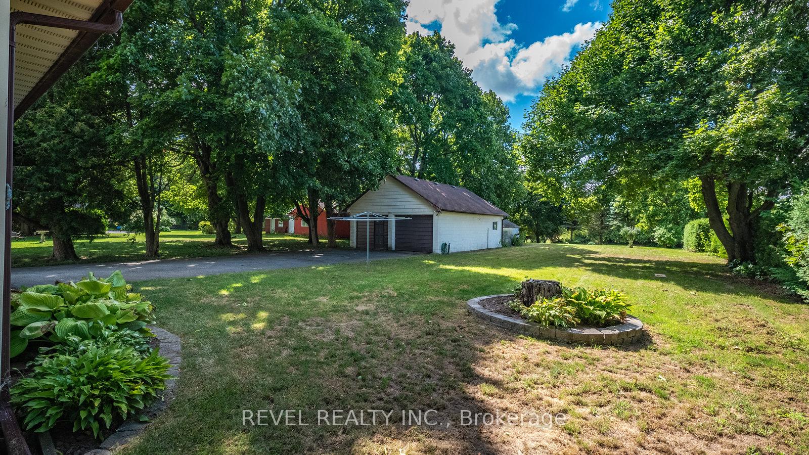 Photo 10 of 460 Burtch Road, Brant, Brantford Twp — HOMEH