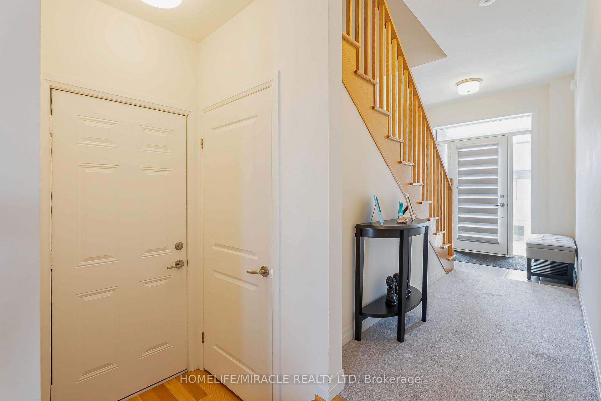 Photo 13 of 16 Scenic Ridge Gate, Brant, Paris — HOMEH