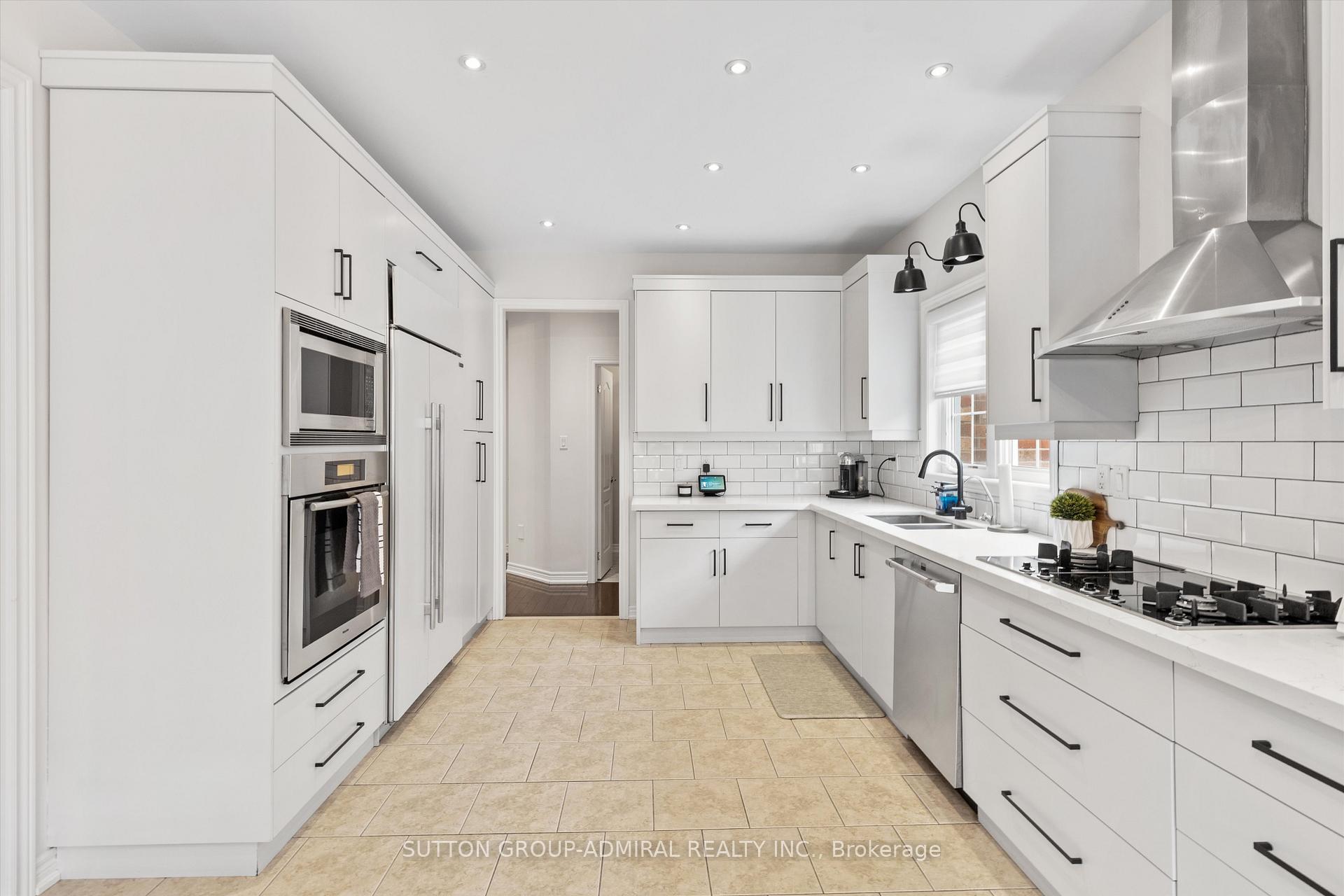 Photo 5 of 30 Giordano Way, Vaughan, Patterson — HOMEH
