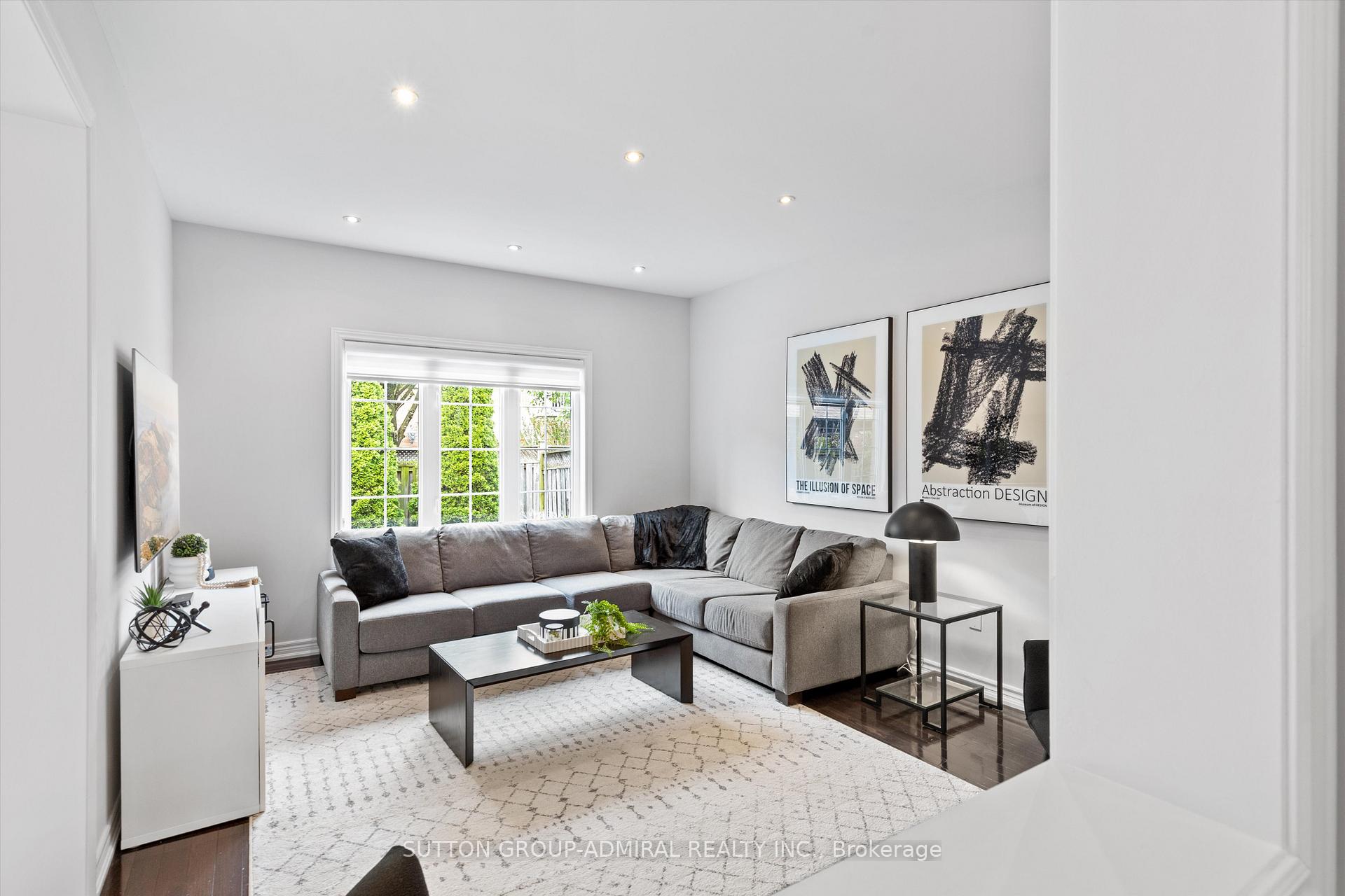 Photo 6 of 30 Giordano Way, Vaughan, Patterson — HOMEH