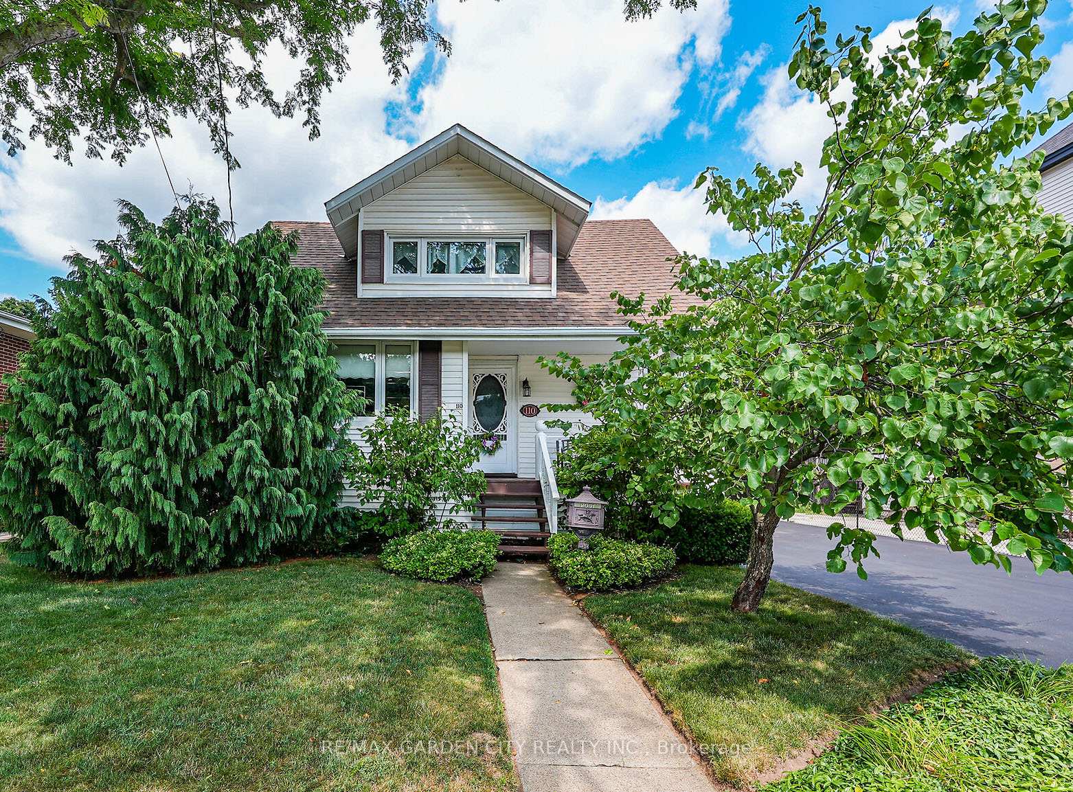 Front of 110 Livingston Avenue