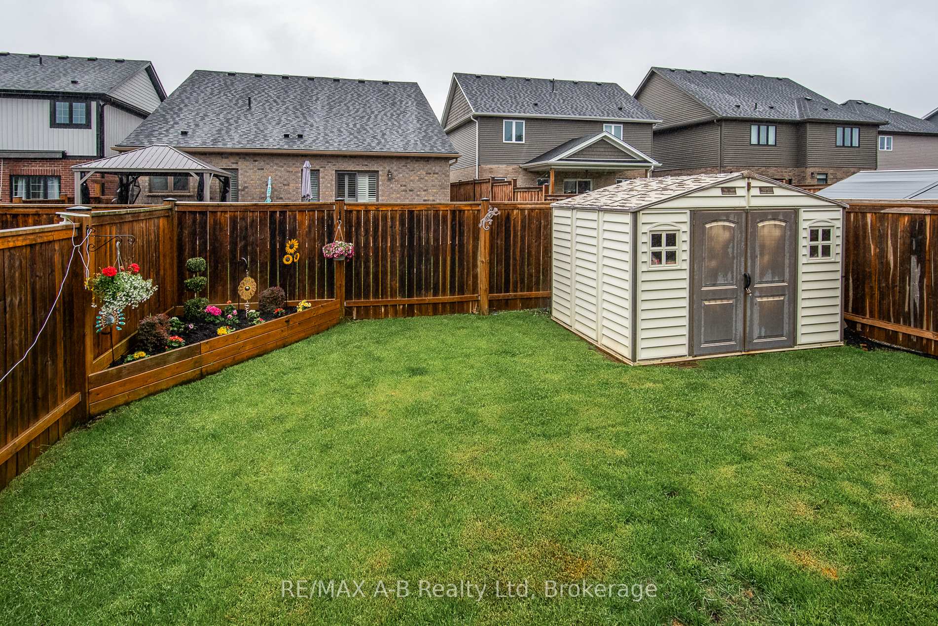 Photo 5 of 146 Brown Street, Stratford — HOMEH