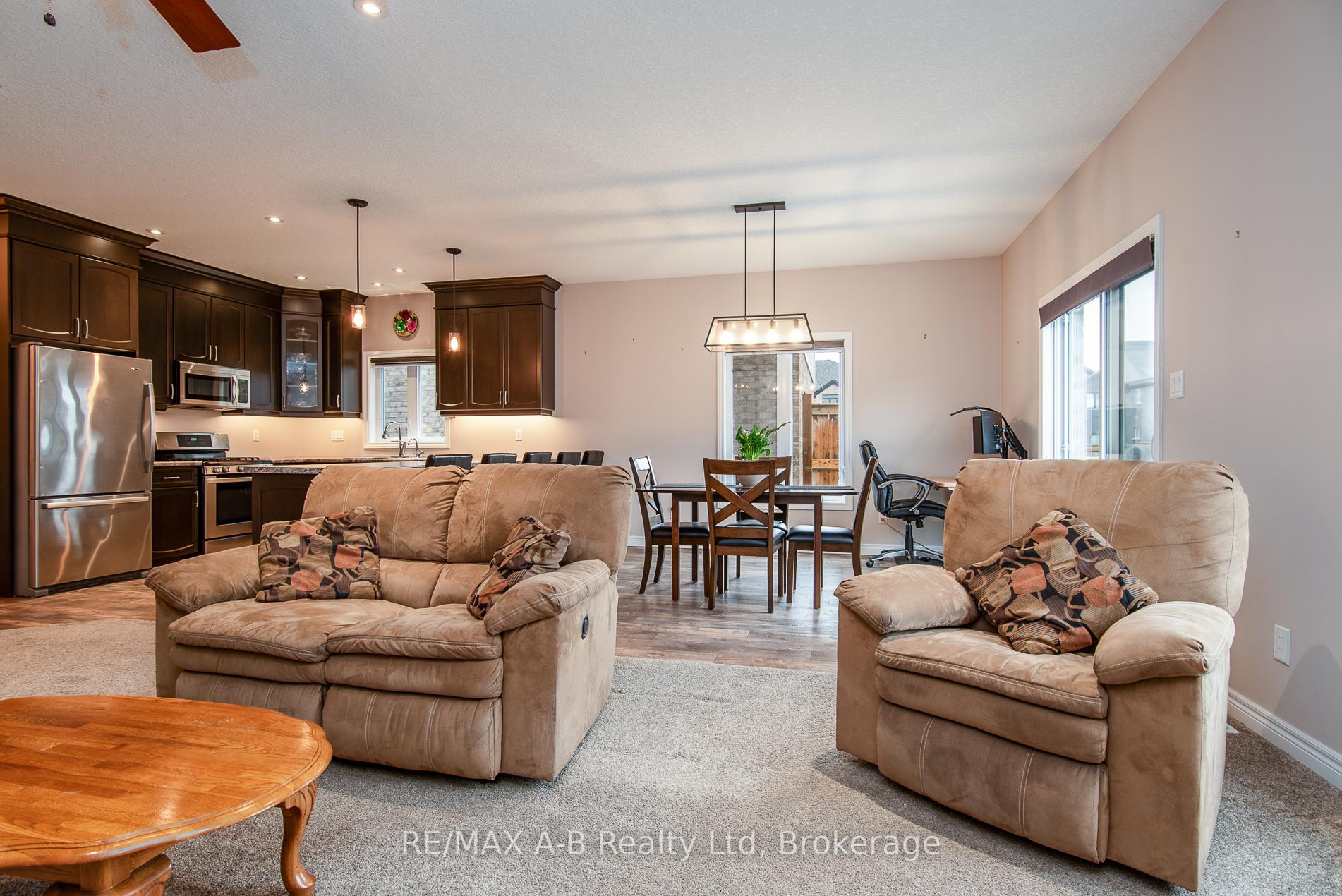 Photo 21 of 146 Brown Street, Stratford — HOMEH