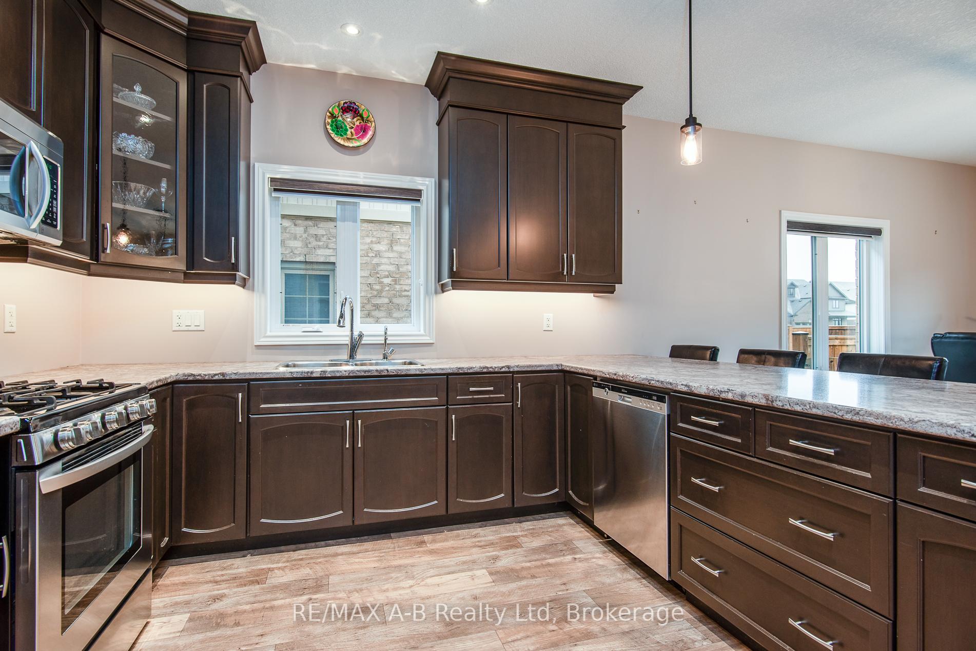 Photo 28 of 146 Brown Street, Stratford — HOMEH