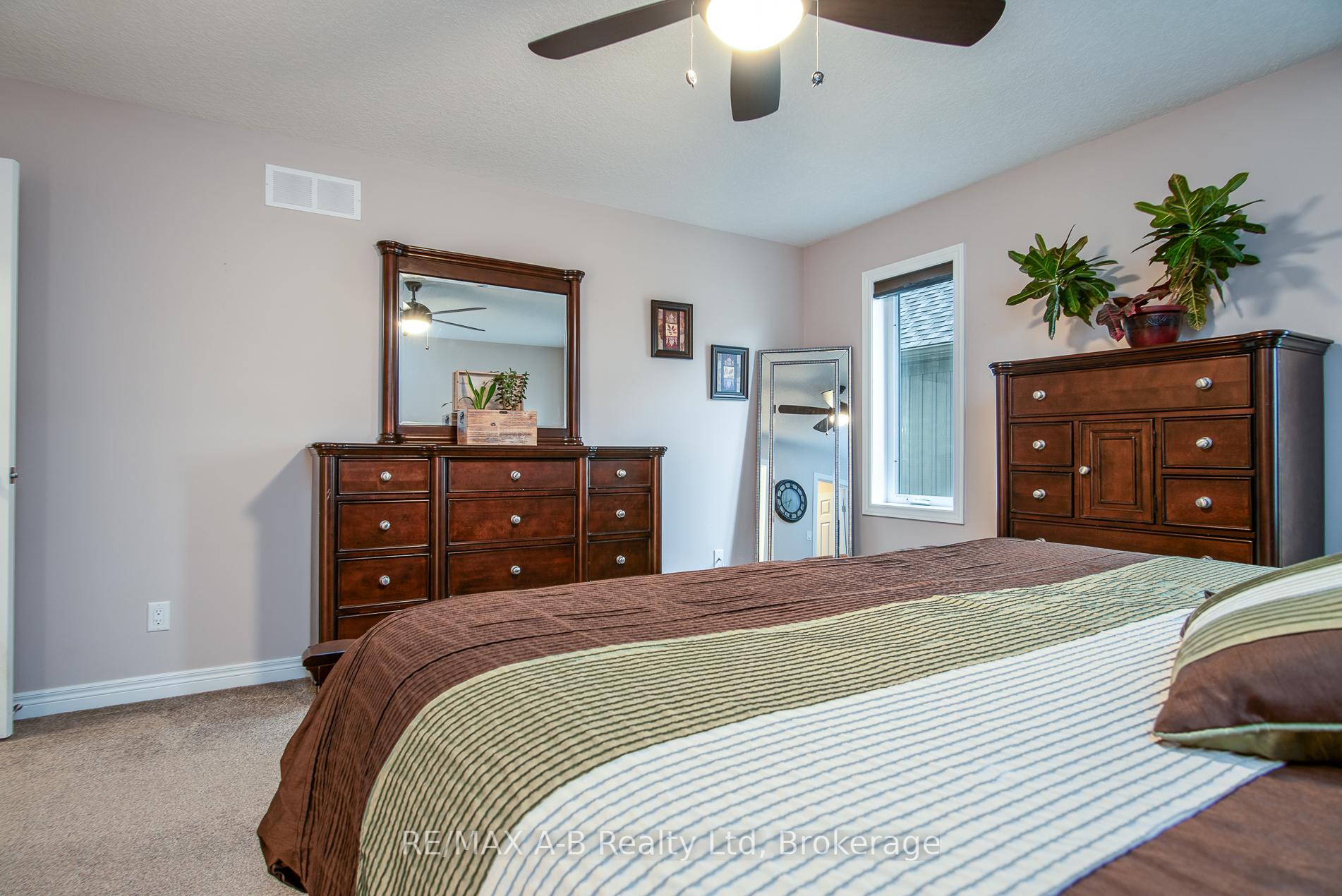 Photo 31 of 146 Brown Street, Stratford — HOMEH