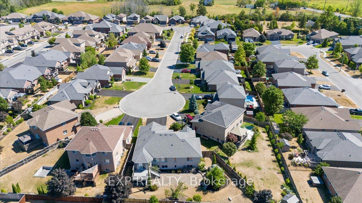Photo 45 of 79 Hanover Court, Belleville, Thurlow Ward — HOMEH