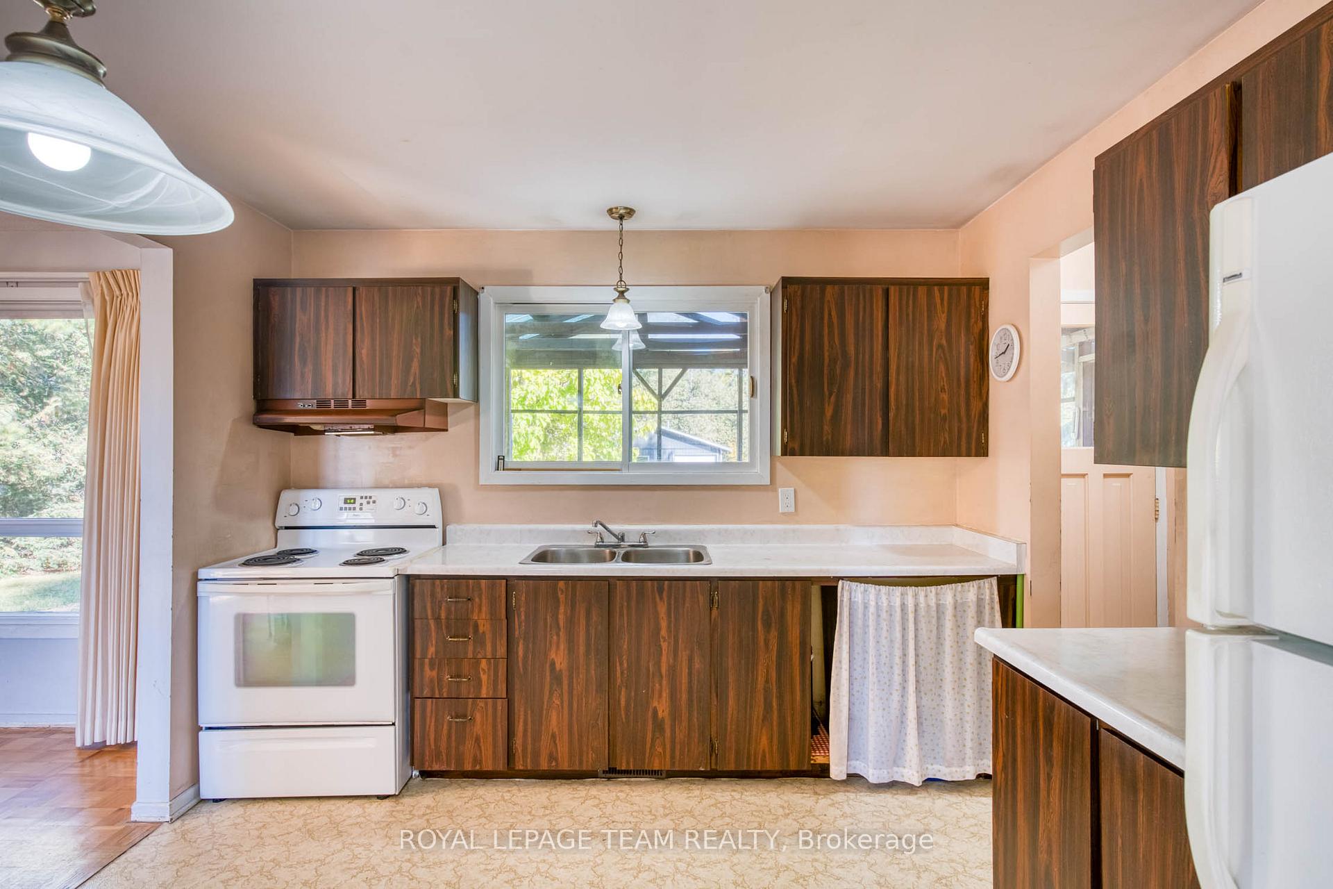 Photo 13 of 1674 Burnt Lands Road, Ottawa, Huntley Ward (North West) — HOMEH