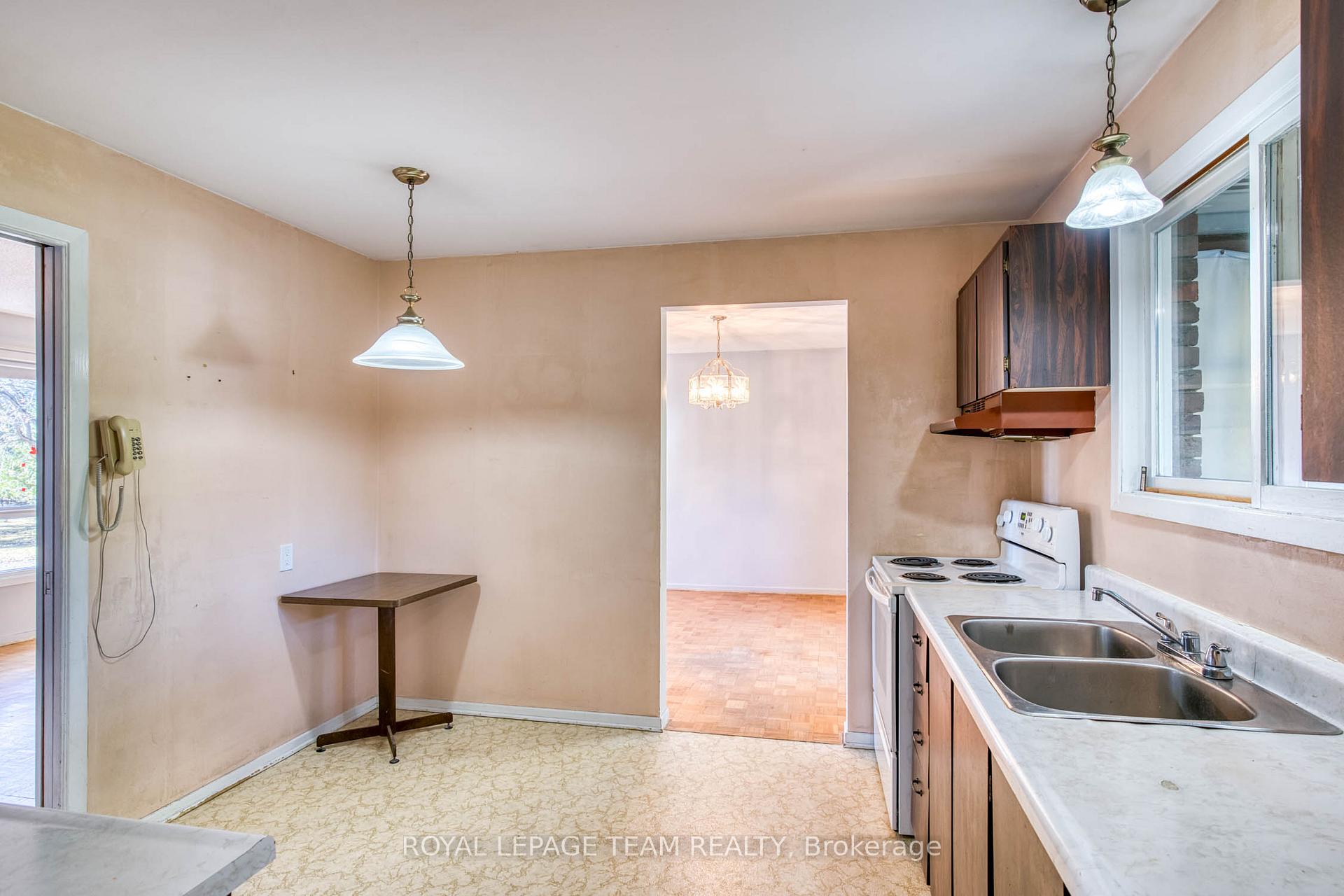 Photo 11 of 1674 Burnt Lands Road, Ottawa, Huntley Ward (North West) — HOMEH