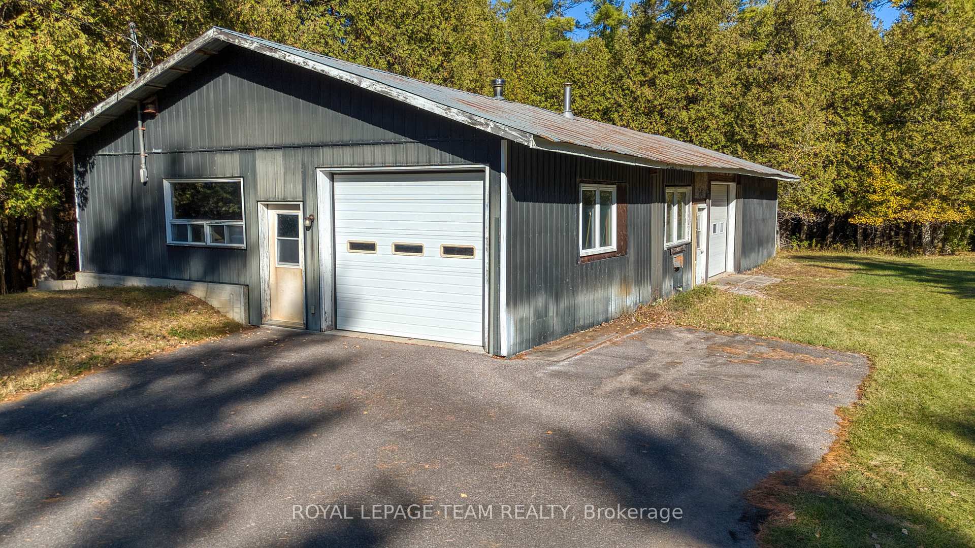 Photo 29 of 1674 Burnt Lands Road, Ottawa, Huntley Ward (North West) — HOMEH