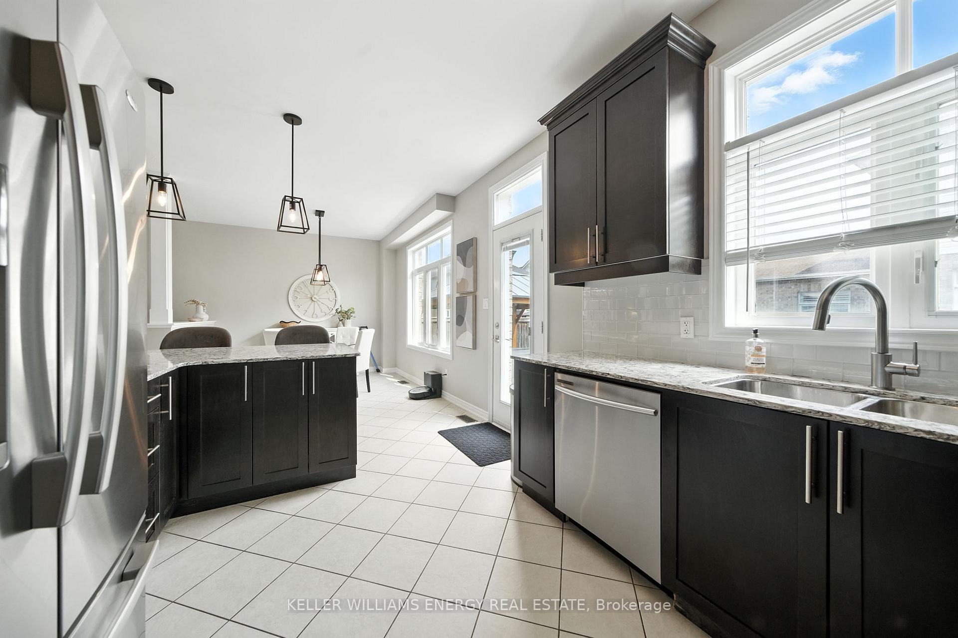 Photo 3 of 107 Hockley Avenue, Clarington, Bowmanville — HOMEH
