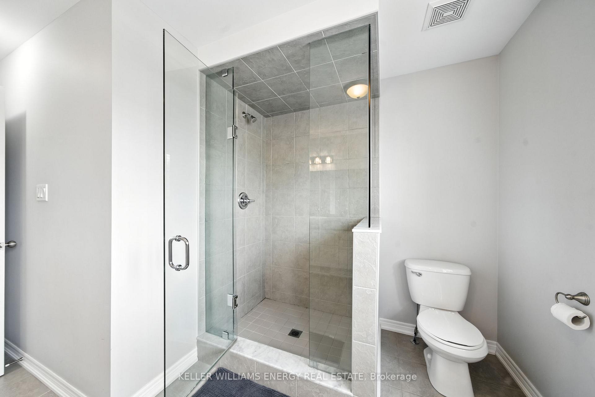 Photo 14 of 107 Hockley Avenue, Clarington, Bowmanville — HOMEH