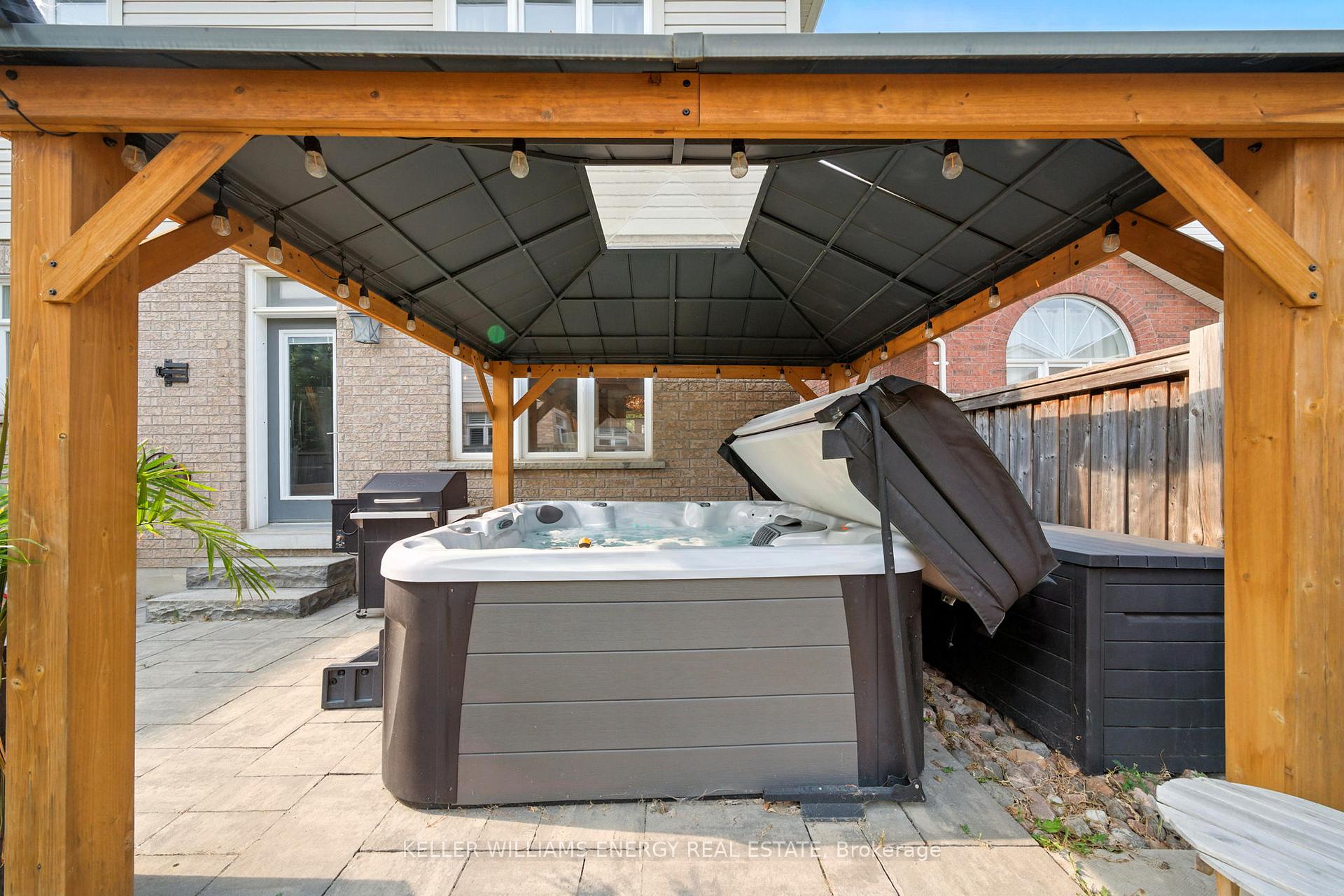 Photo 32 of 107 Hockley Avenue, Clarington, Bowmanville — HOMEH