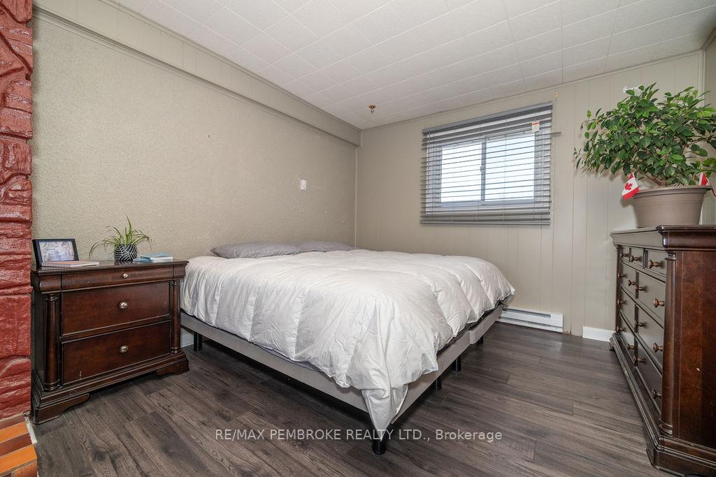Photo 33 of 7 Violet Street, Petawawa — HOMEH