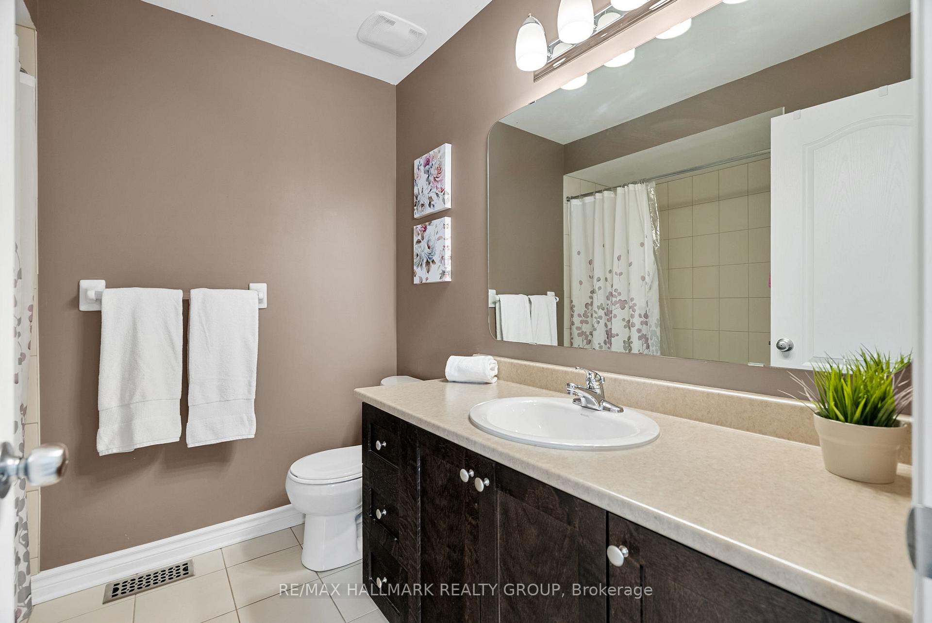 Photo 14 of 297 Mojave Crescent, Ottawa, Stittsville (North) — HOMEH