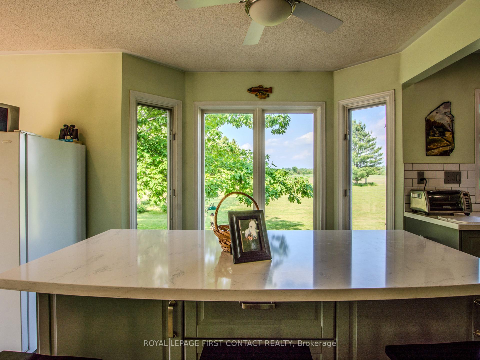 Photo 20 of 1580 Flos 3 Road W, Springwater, Rural Springwater — HOMEH