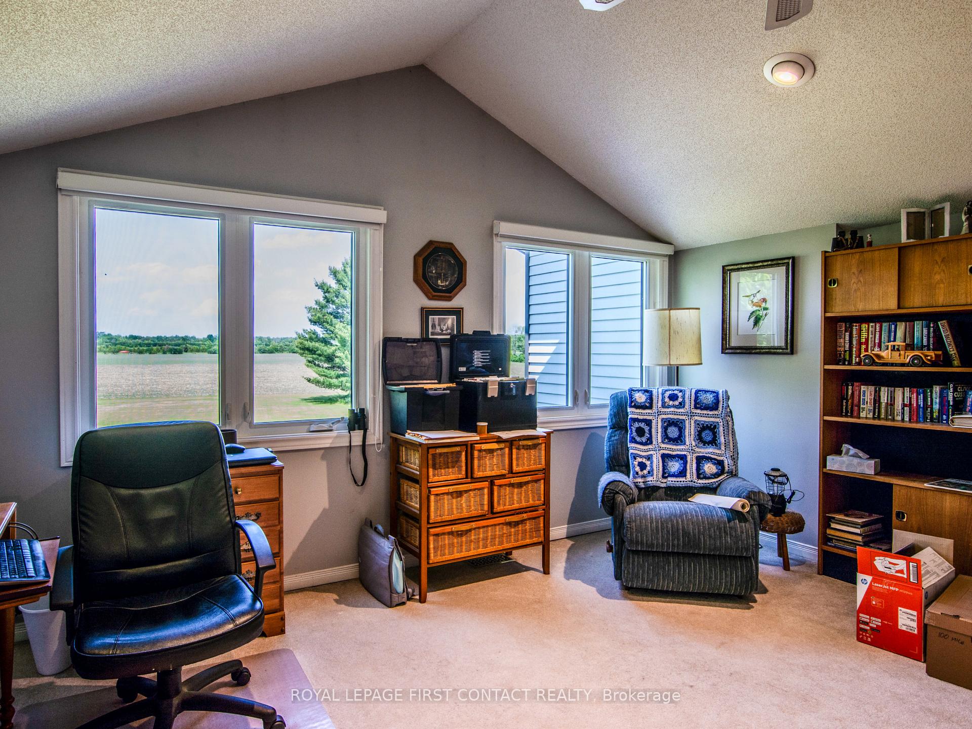 Photo 27 of 1580 Flos 3 Road W, Springwater, Rural Springwater — HOMEH