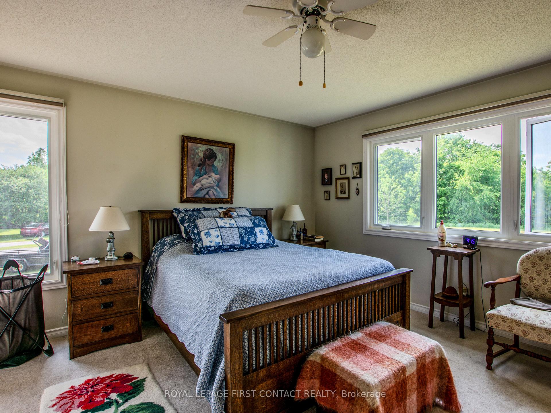 Photo 14 of 1580 Flos 3 Road W, Springwater, Rural Springwater — HOMEH