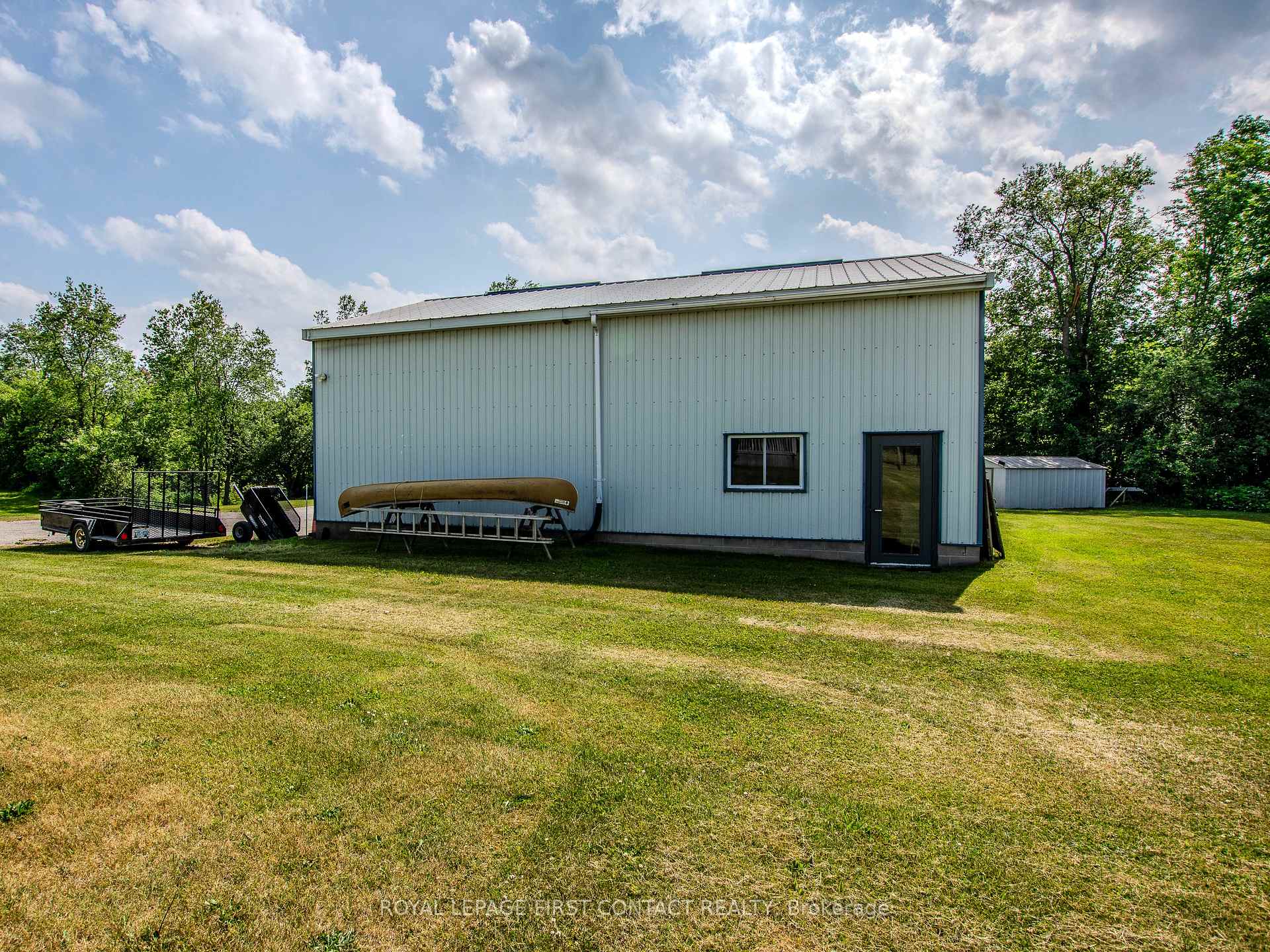 Photo 29 of 1580 Flos 3 Road W, Springwater, Rural Springwater — HOMEH
