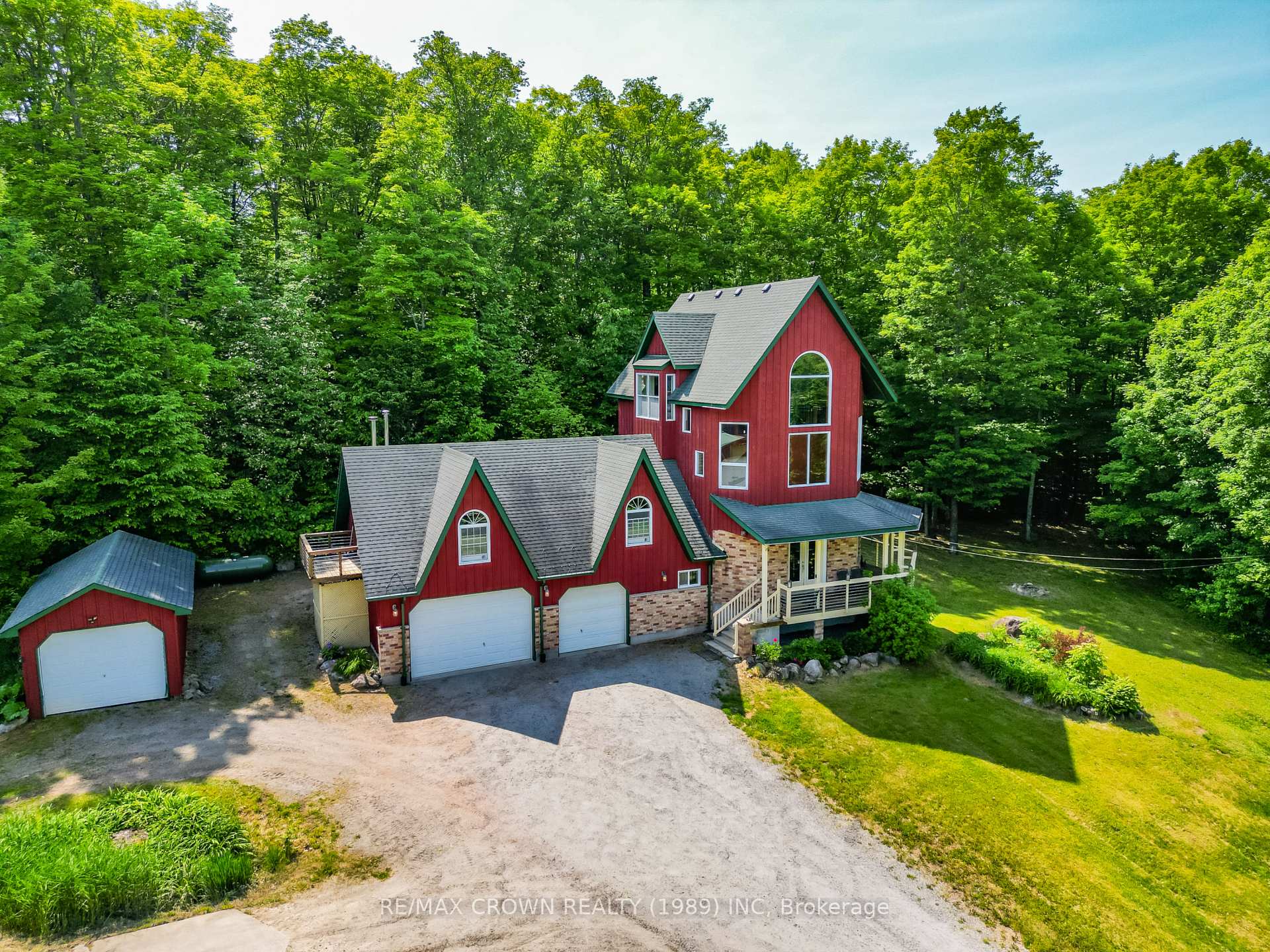 Front of 389 South River Road