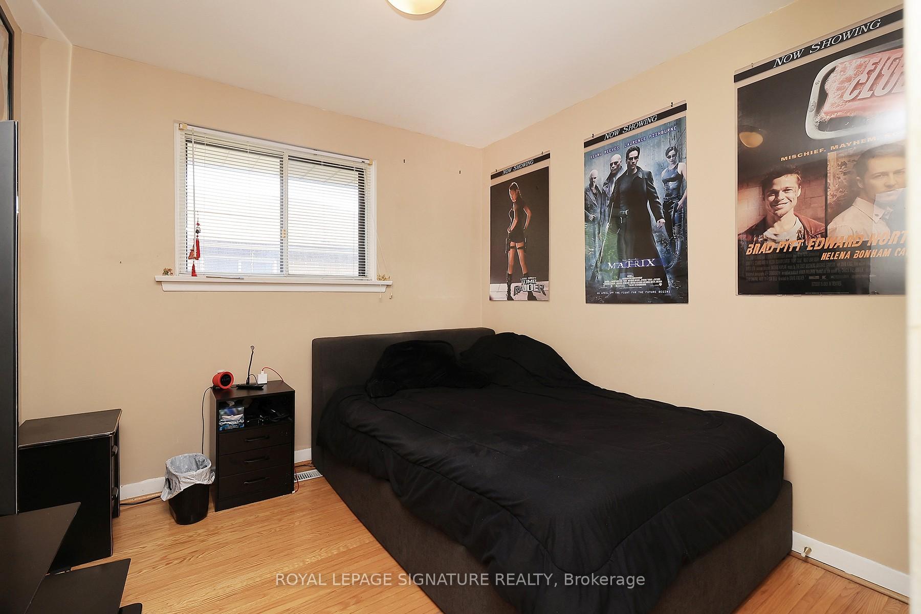 Photo 18 of 989 Midland Avenue, Scarborough, Eglinton East — HOMEH