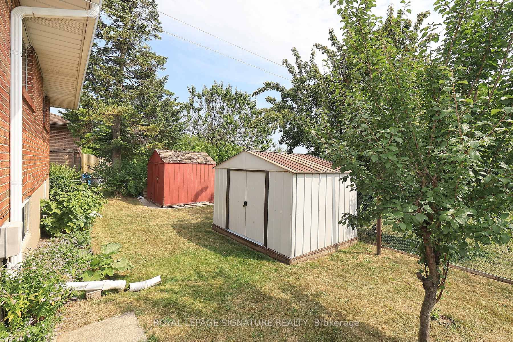 Photo 26 of 989 Midland Avenue, Scarborough, Eglinton East — HOMEH