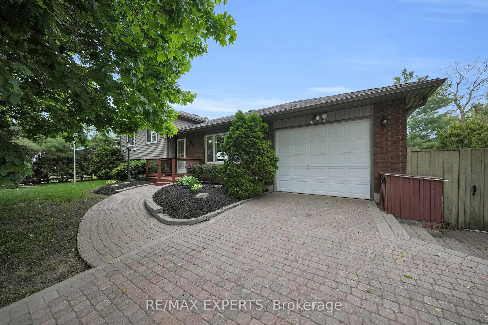 Photo 2 of 6431 11th Line, Essa, Thornton — HOMEH
