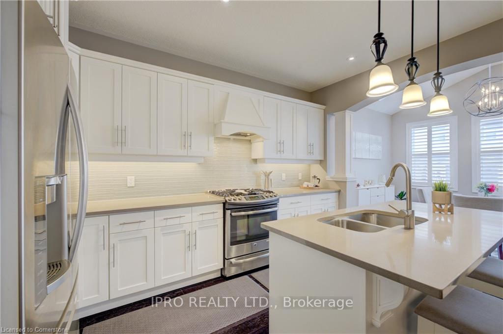 Photo 12 of 298 Tremaine Crescent, Kitchener, Grand River South — HOMEH