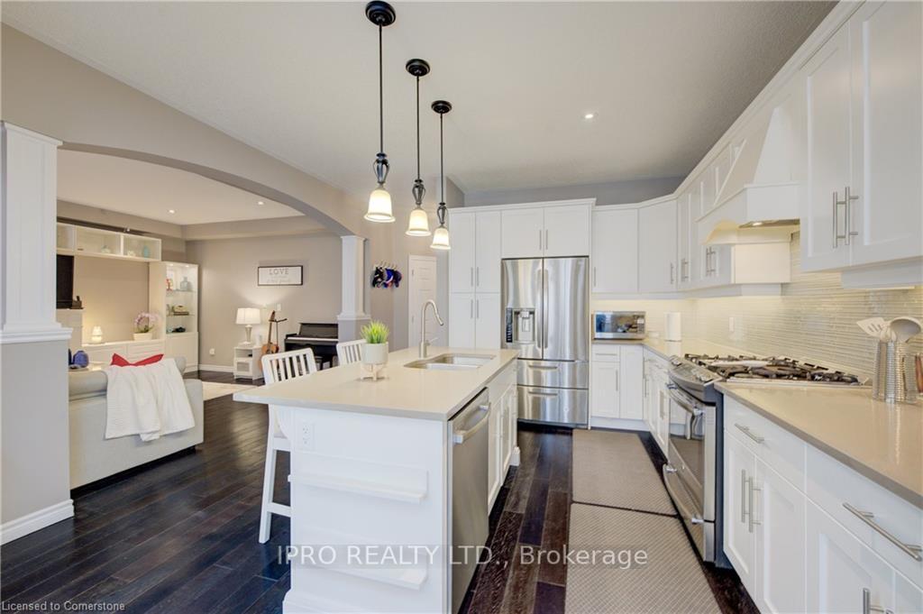 Photo 18 of 298 Tremaine Crescent, Kitchener, Grand River South — HOMEH