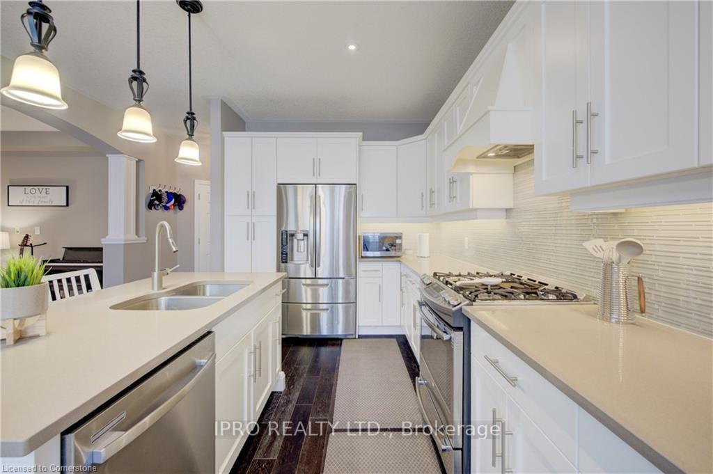 Photo 13 of 298 Tremaine Crescent, Kitchener, Grand River South — HOMEH