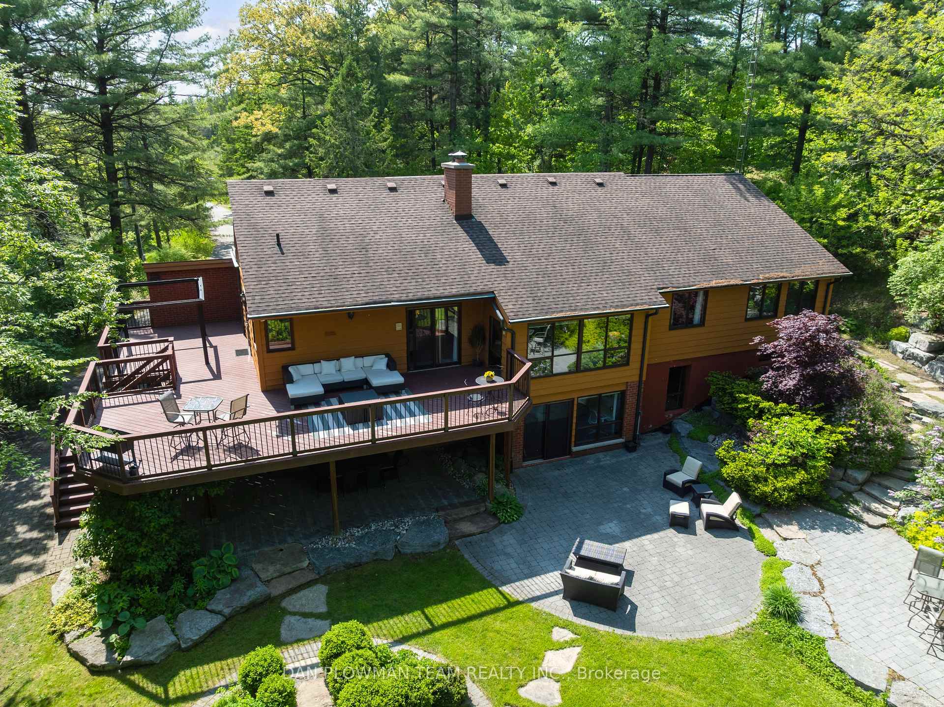 Front of 5 Sumac Road