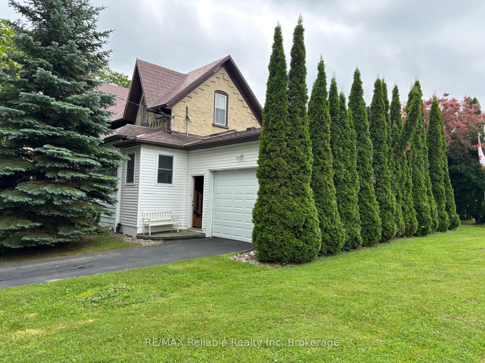 Photo 13 of 26 Goshen Street S, Bluewater, Zurich — HOMEH