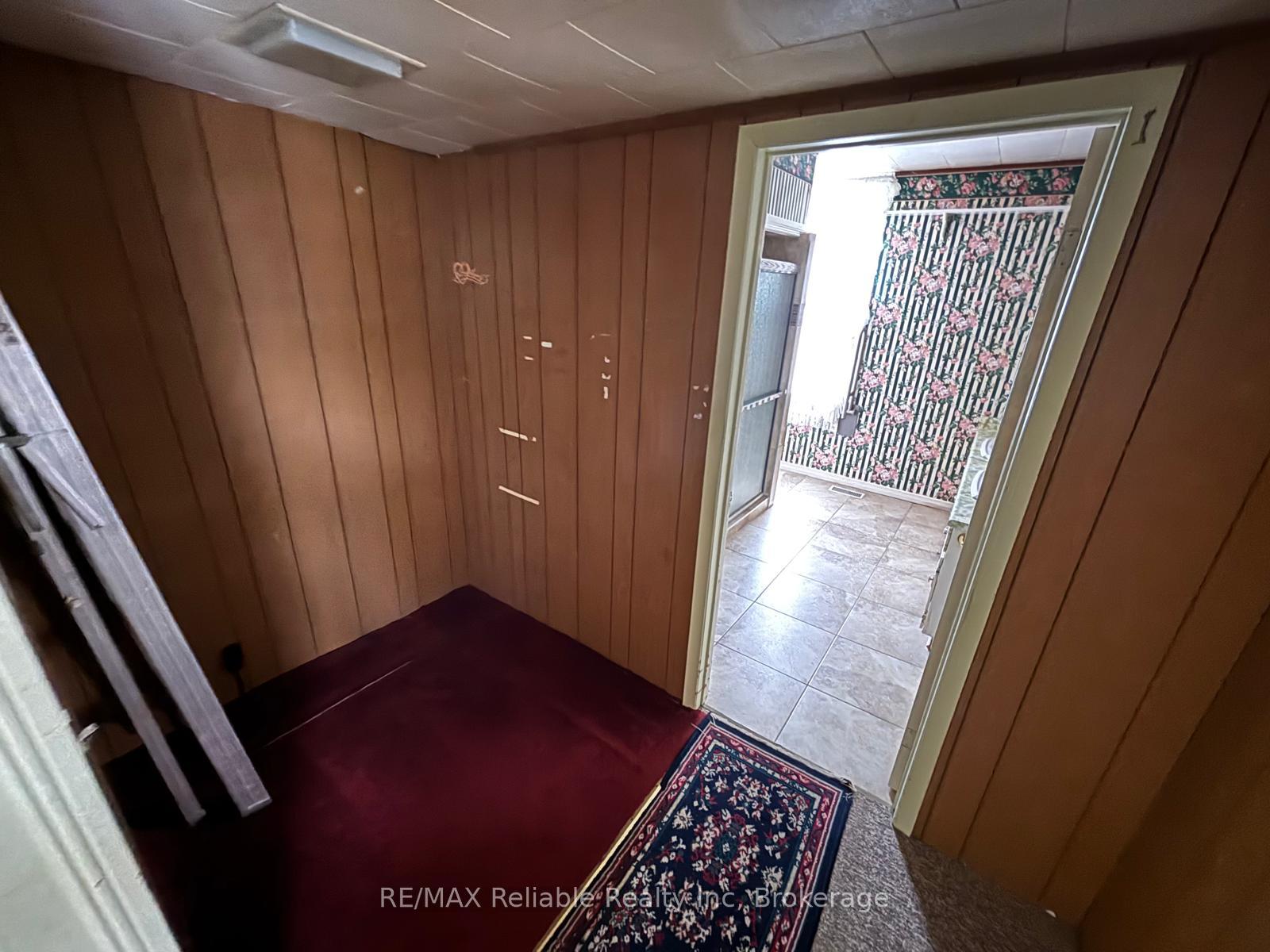 Photo 17 of 26 Goshen Street S, Bluewater, Zurich — HOMEH