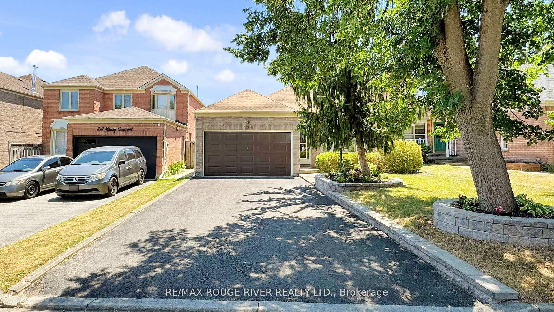 Photo 1 of 1009 Maury Crescent, Pickering, Liverpool — HOMEH