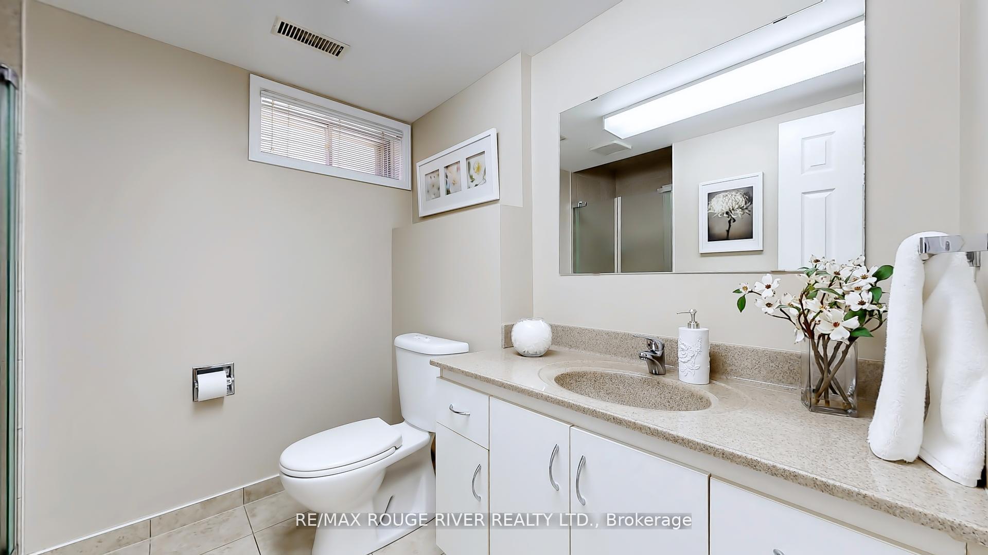 Photo 28 of 1009 Maury Crescent, Pickering, Liverpool — HOMEH
