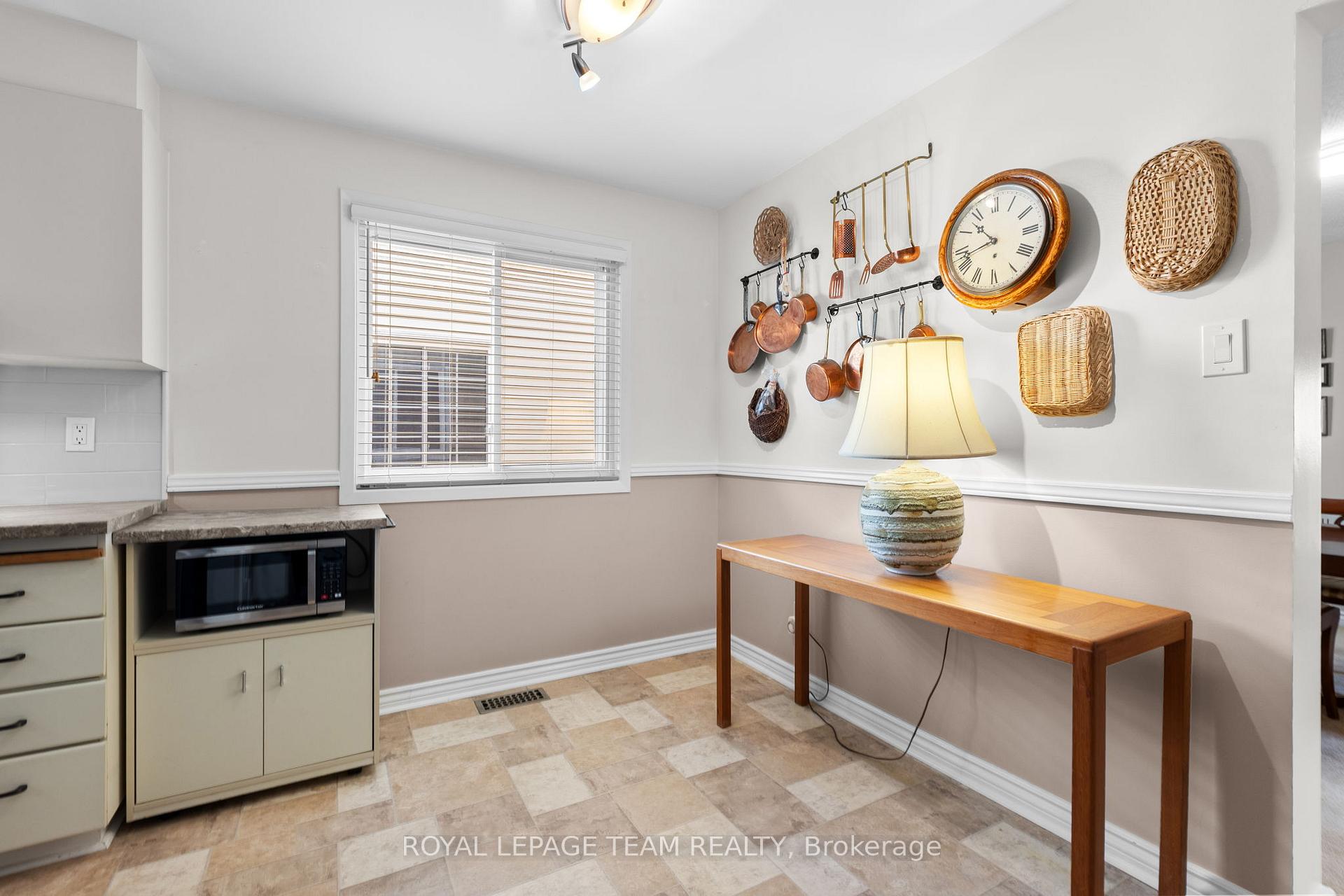 Photo 8 of 24 Hyannis Avenue, Ottawa, Barrhaven - Cedargrove/Fraserdale — HOMEH