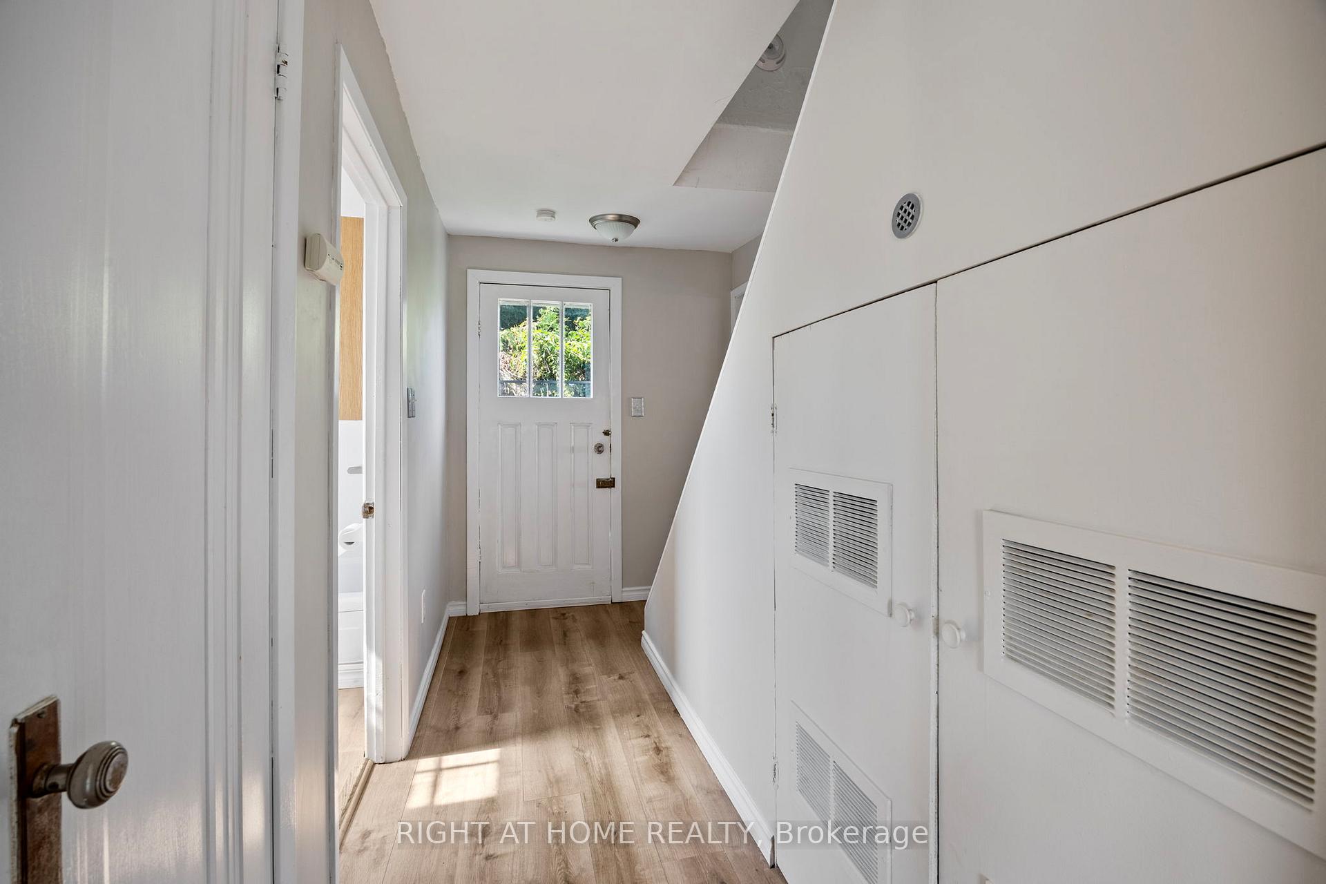 Photo 14 of 564 Taylor Avenue SW, Oshawa, Donevan — HOMEH
