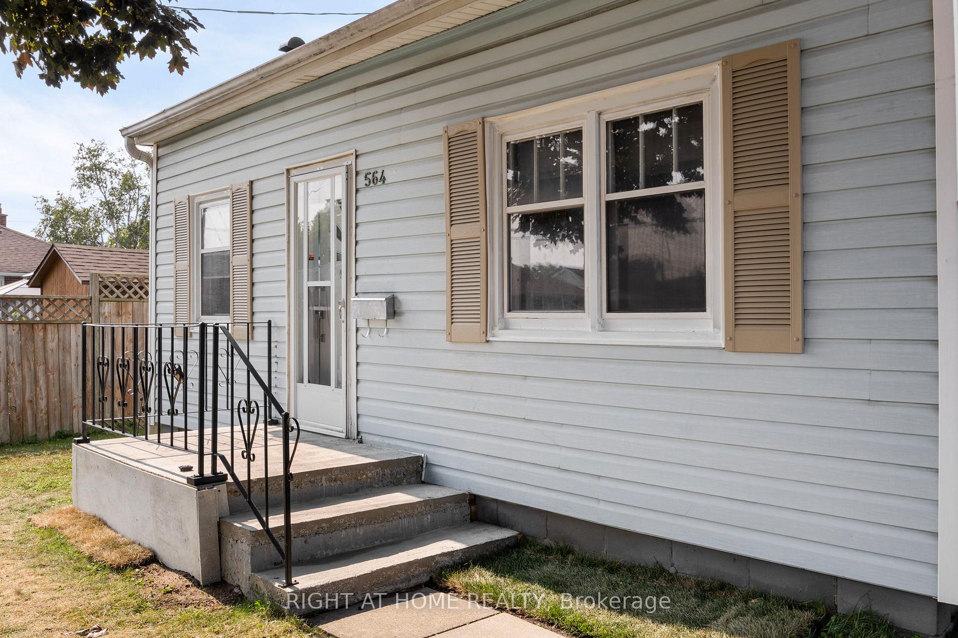 Photo 6 of 564 Taylor Avenue SW, Oshawa, Donevan — HOMEH