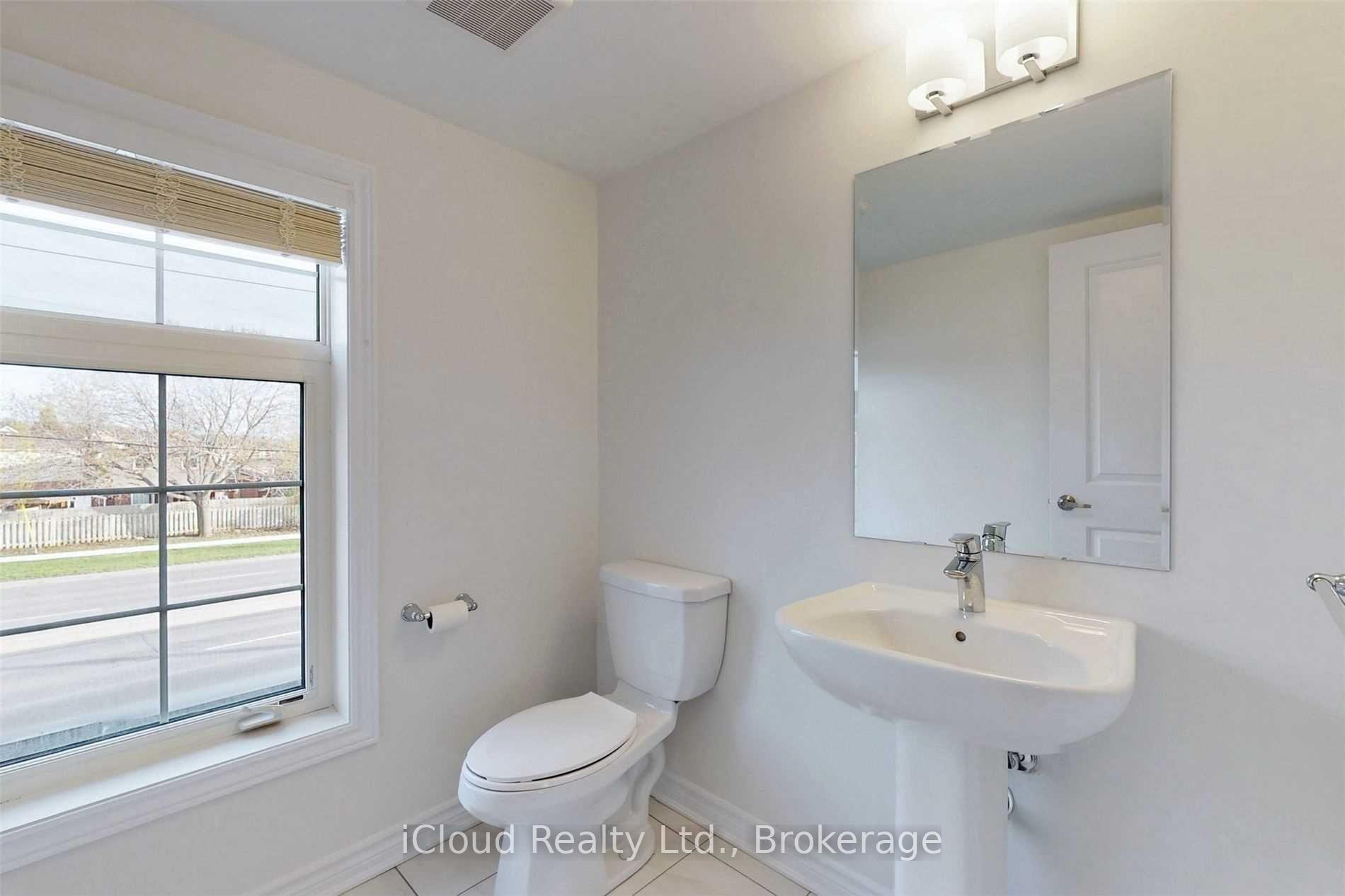 Photo 16 of 11 Porcelain Way, Whitby, Rolling Acres — HOMEH