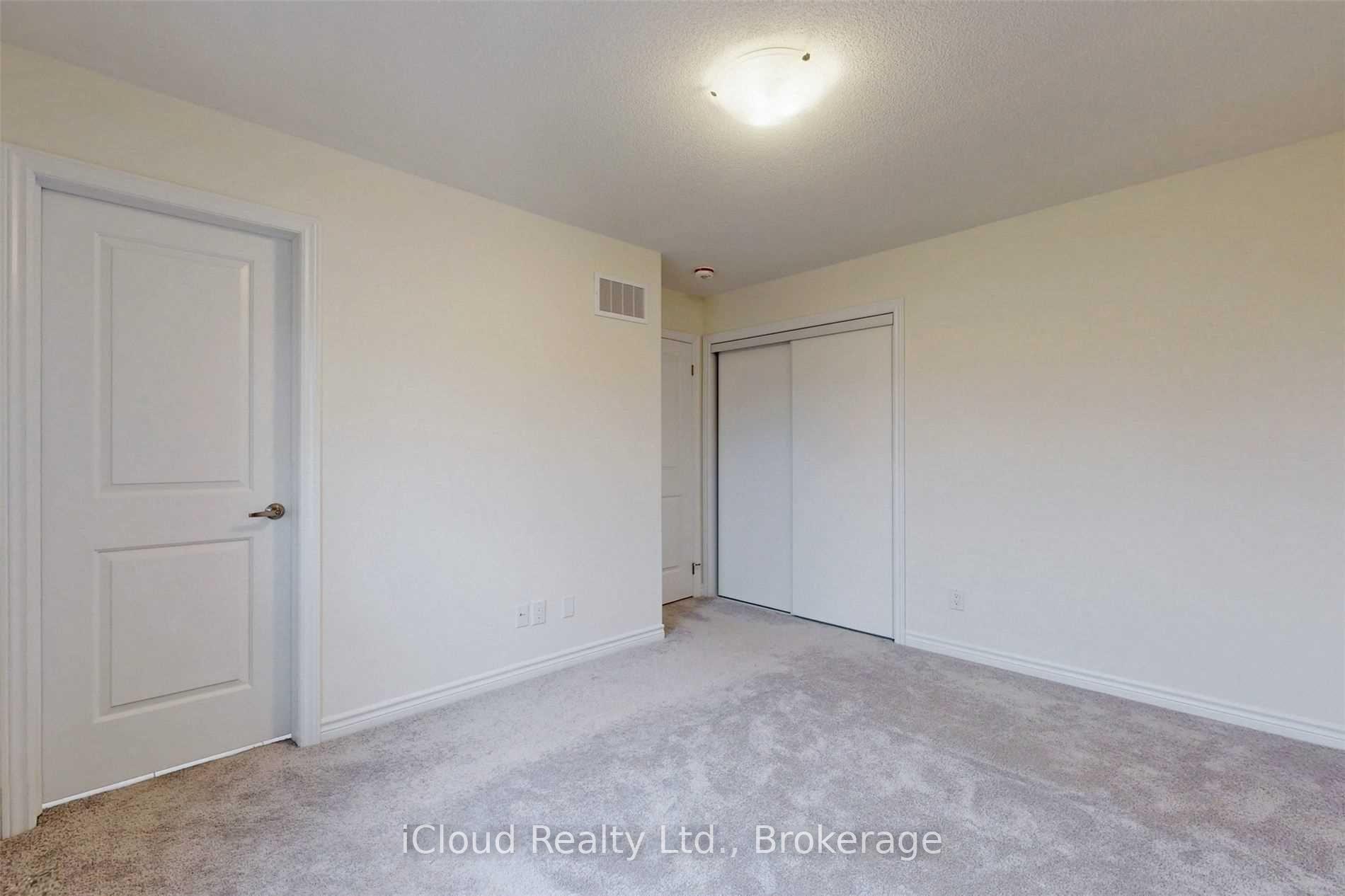 Photo 17 of 11 Porcelain Way, Whitby, Rolling Acres — HOMEH