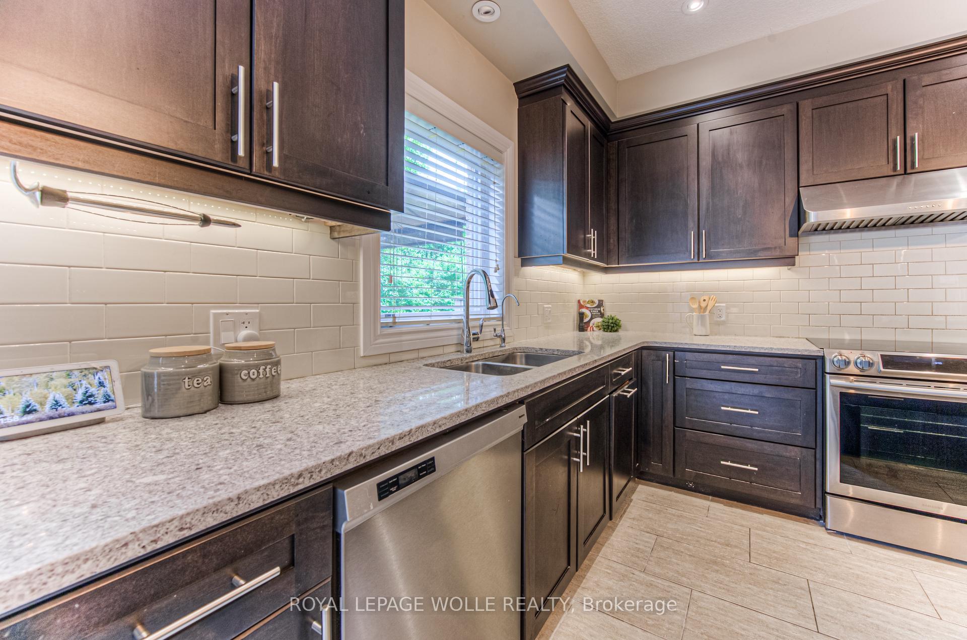 Photo 18 of 170 Eaglecrest Street, Kitchener, Bridgeport — HOMEH
