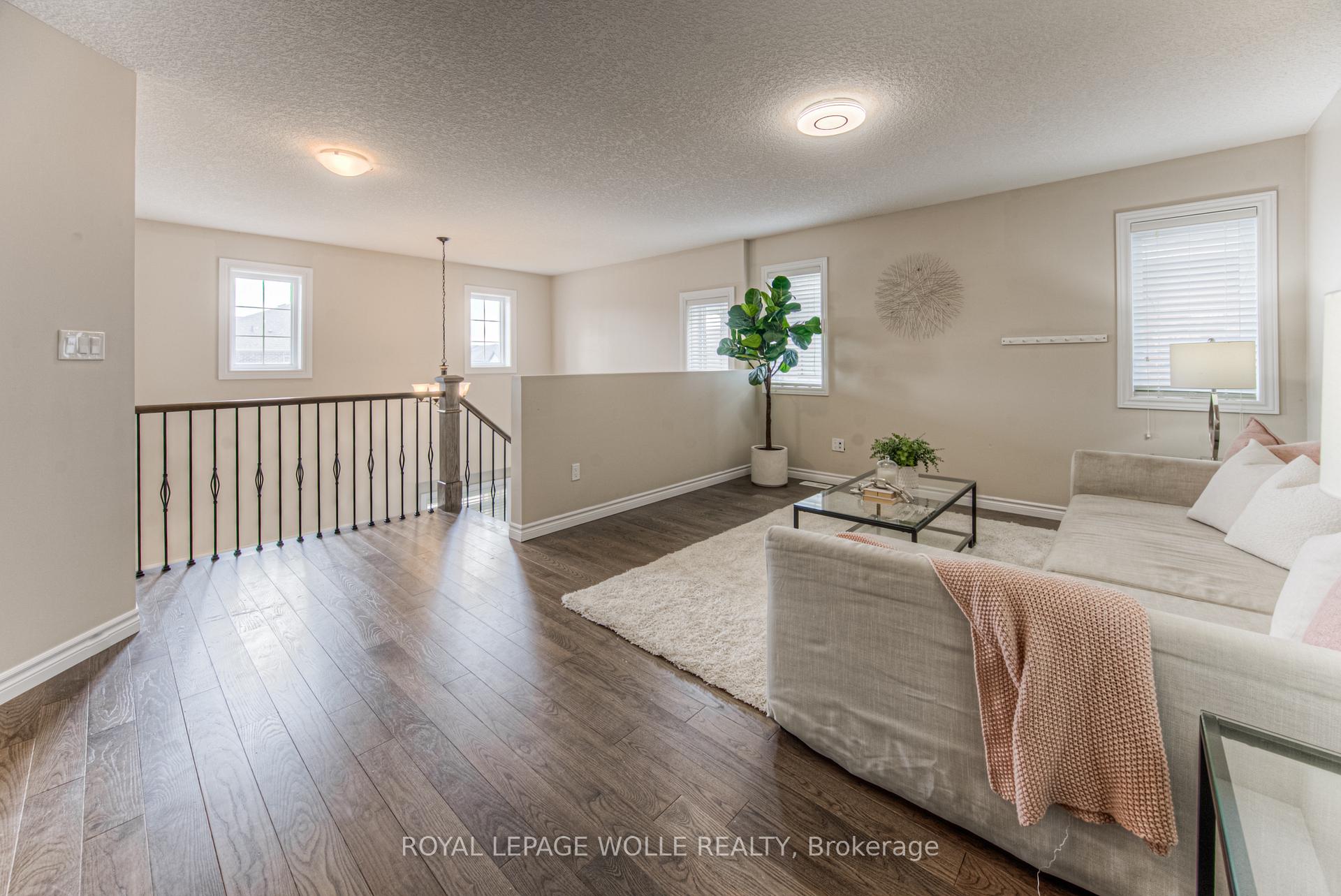 Photo 36 of 170 Eaglecrest Street, Kitchener, Bridgeport — HOMEH
