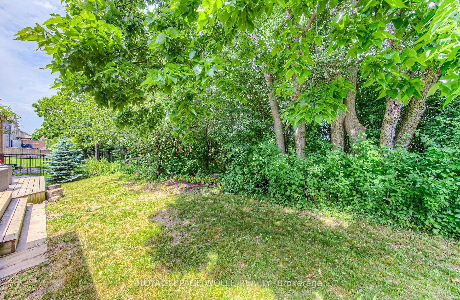 Photo 34 of 170 Eaglecrest Street, Kitchener, Bridgeport — HOMEH
