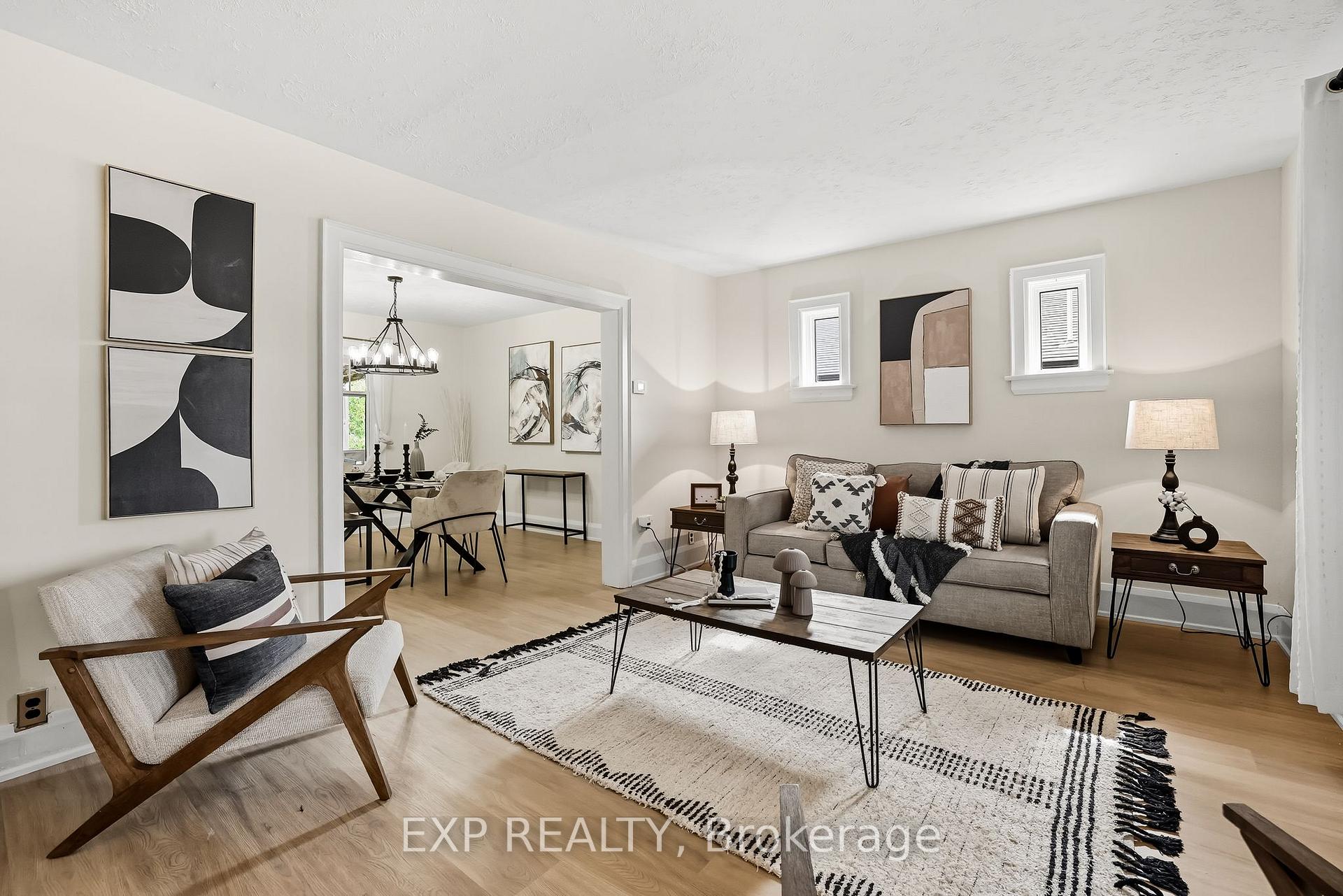 Photo 13 of 695 Hortop Street, Oshawa, Centennial — HOMEH
