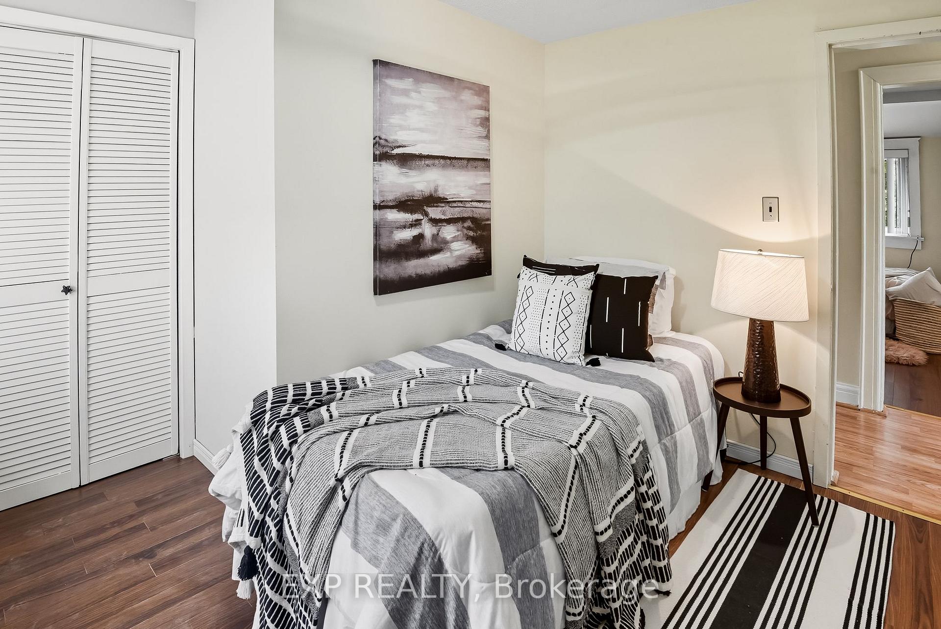 Photo 29 of 695 Hortop Street, Oshawa, Centennial — HOMEH