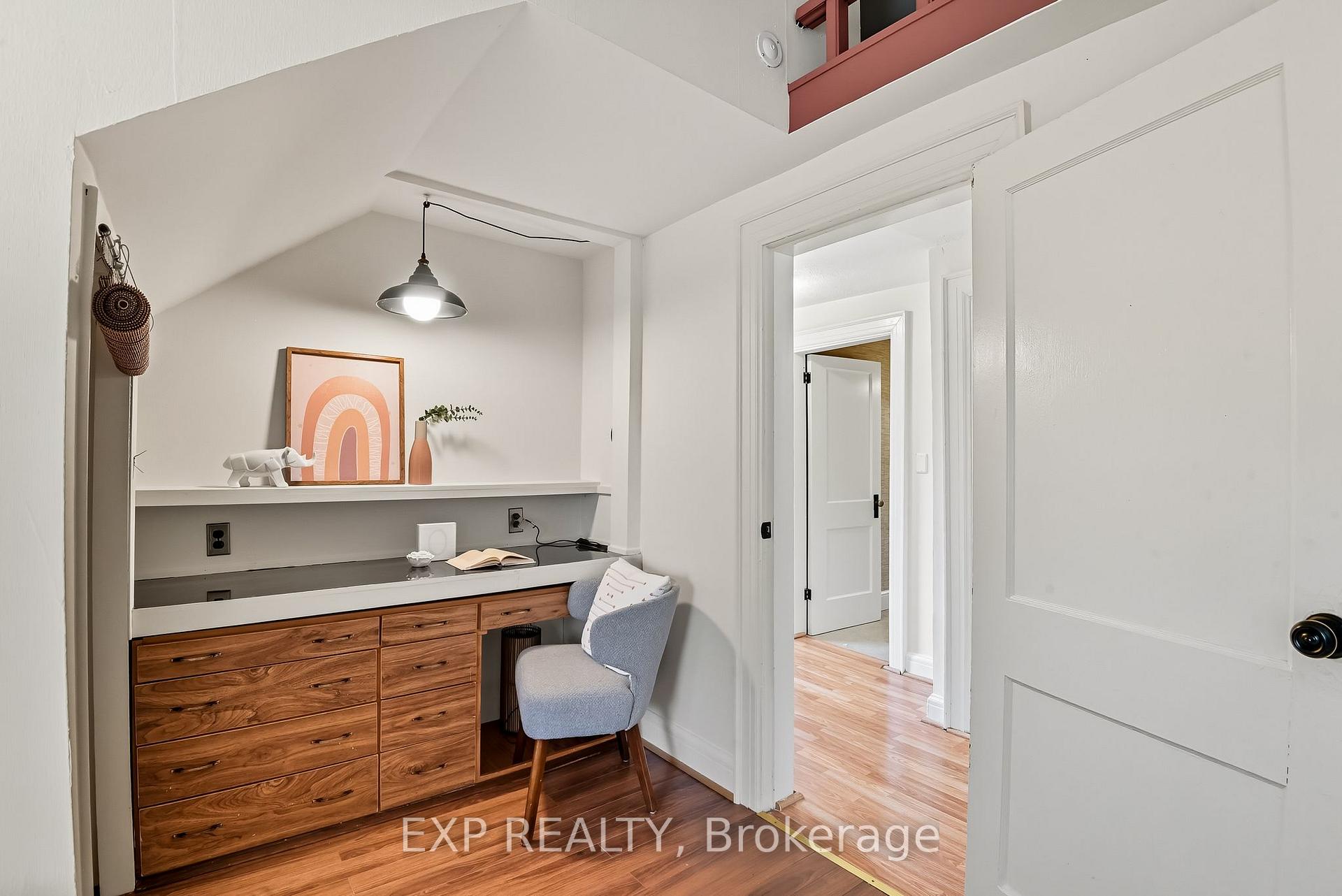 Photo 10 of 695 Hortop Street, Oshawa, Centennial — HOMEH
