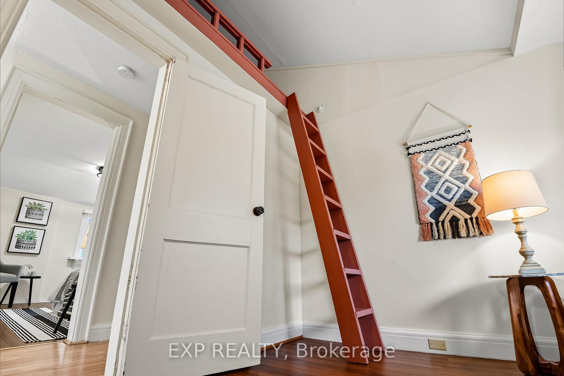 Photo 39 of 695 Hortop Street, Oshawa, Centennial — HOMEH