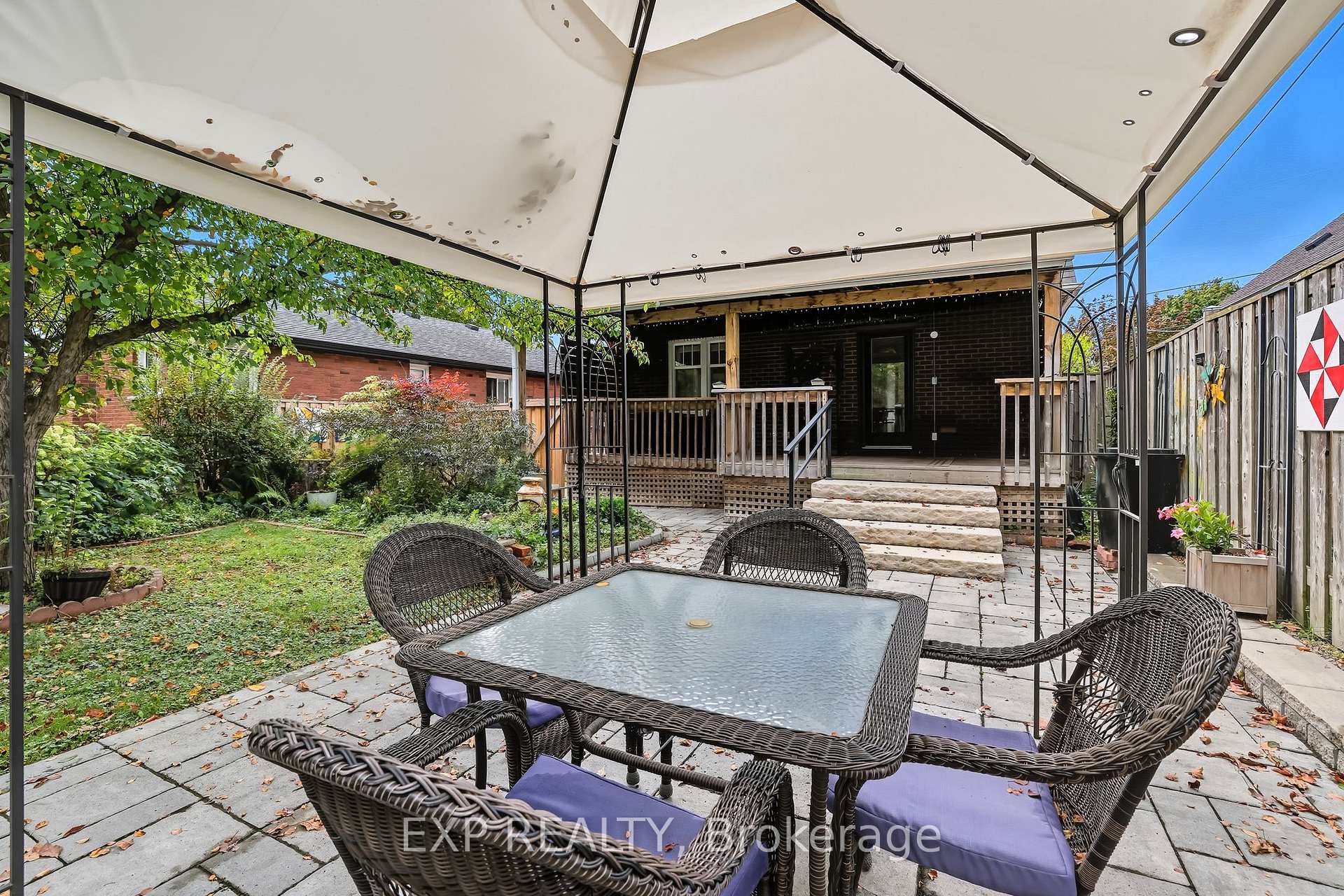 Photo 47 of 695 Hortop Street, Oshawa, Centennial — HOMEH