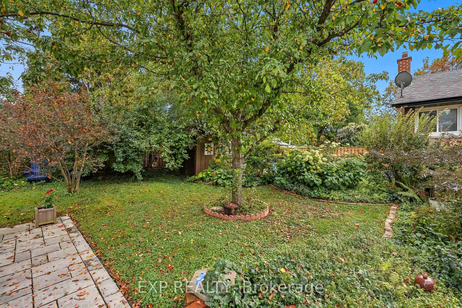 Photo 48 of 695 Hortop Street, Oshawa, Centennial — HOMEH